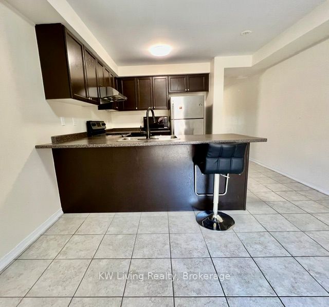 5247 Major Mackenzie Drive, Markham, ON L6C 0N3 photo 5