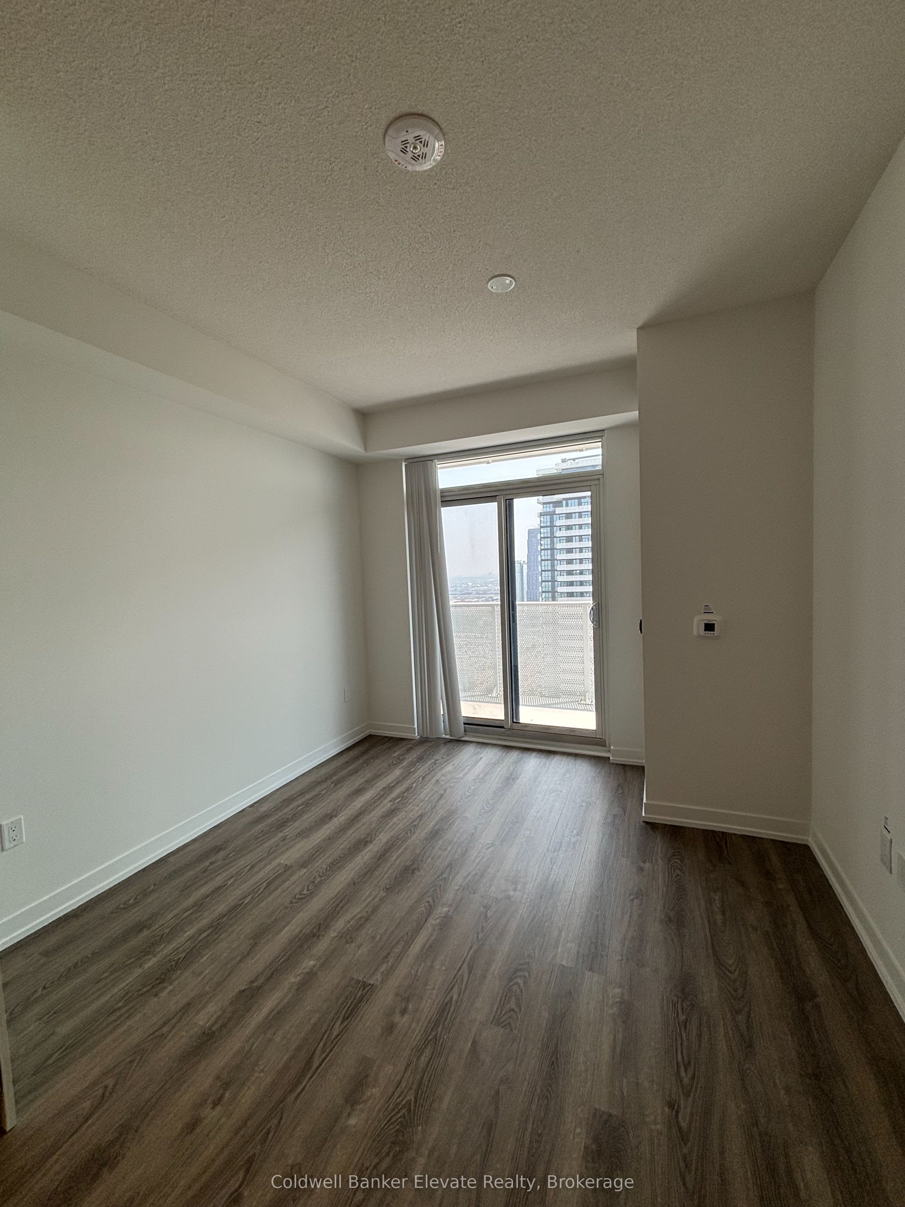 195 Commerce Street 4202, Vaughan, ON L4K 0P9 photo 4
