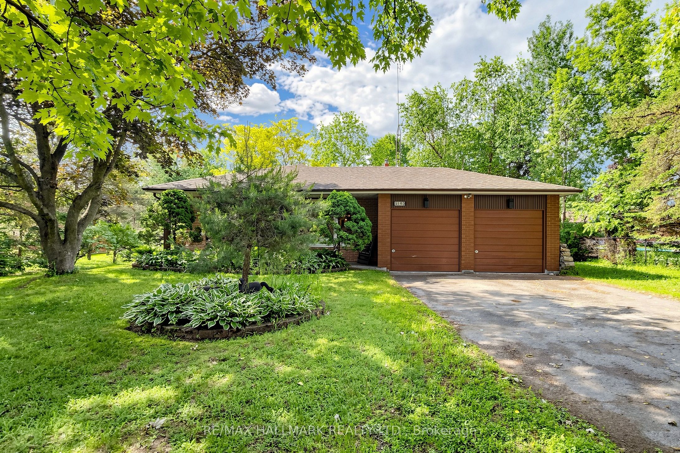 5193 Aurora Road, Whitchurch-Stouffville, ON L4A 7X4 photo 3