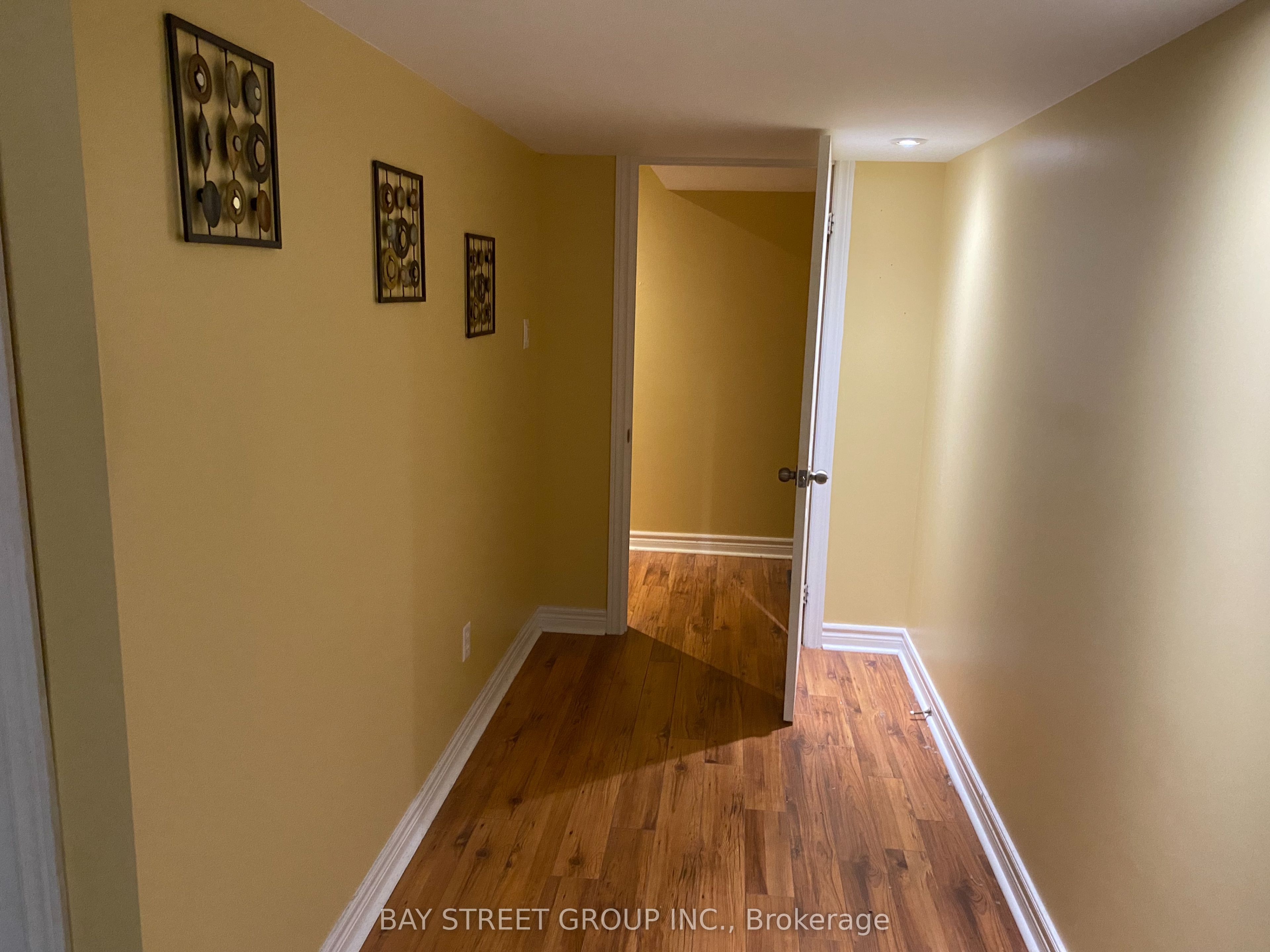 67 Amberhill Way Lower, Aurora, ON L4G 7E2 photo 4