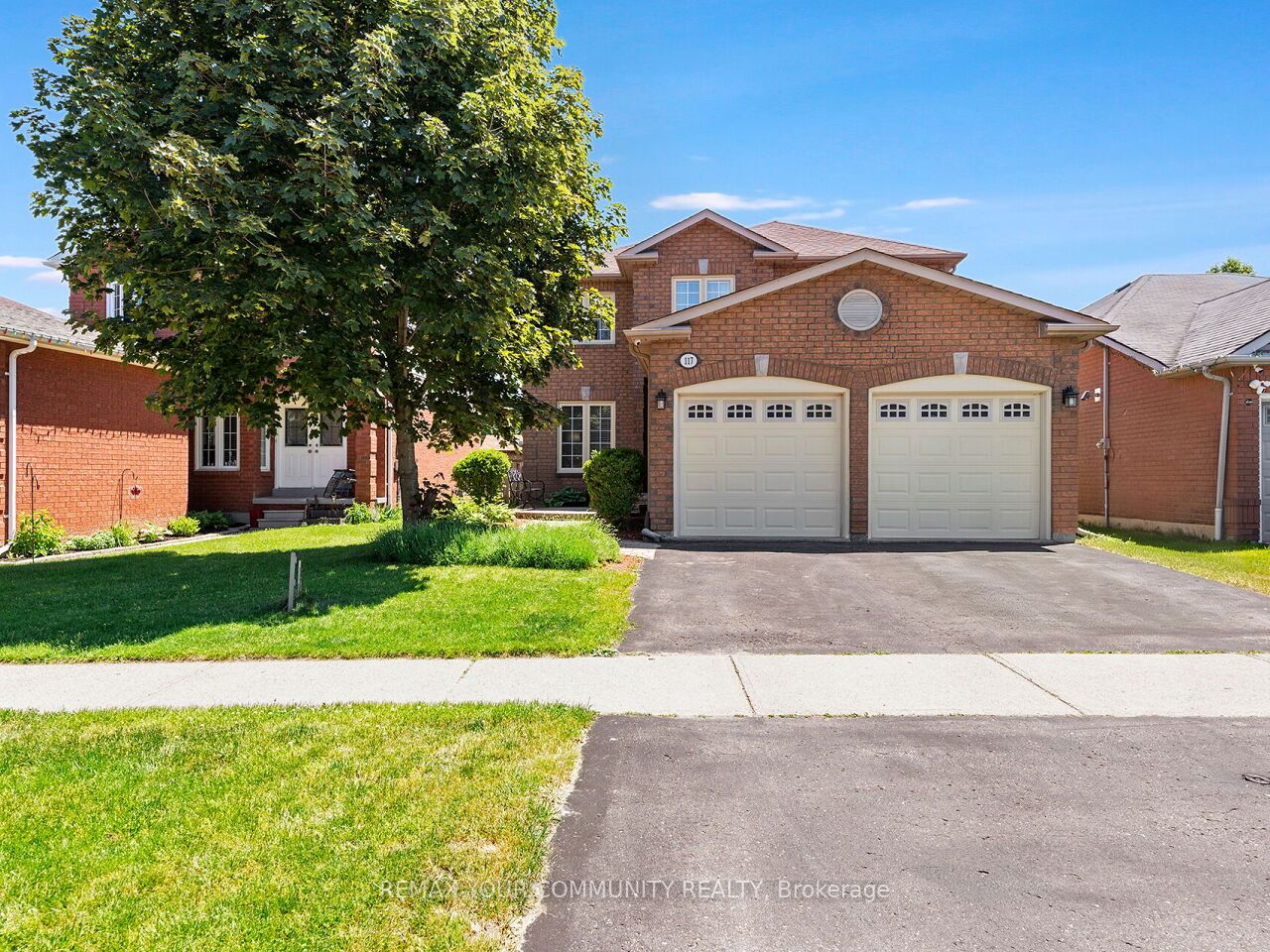 37 Heron Hollow Avenue, Richmond Hill, ON L4E 0V7