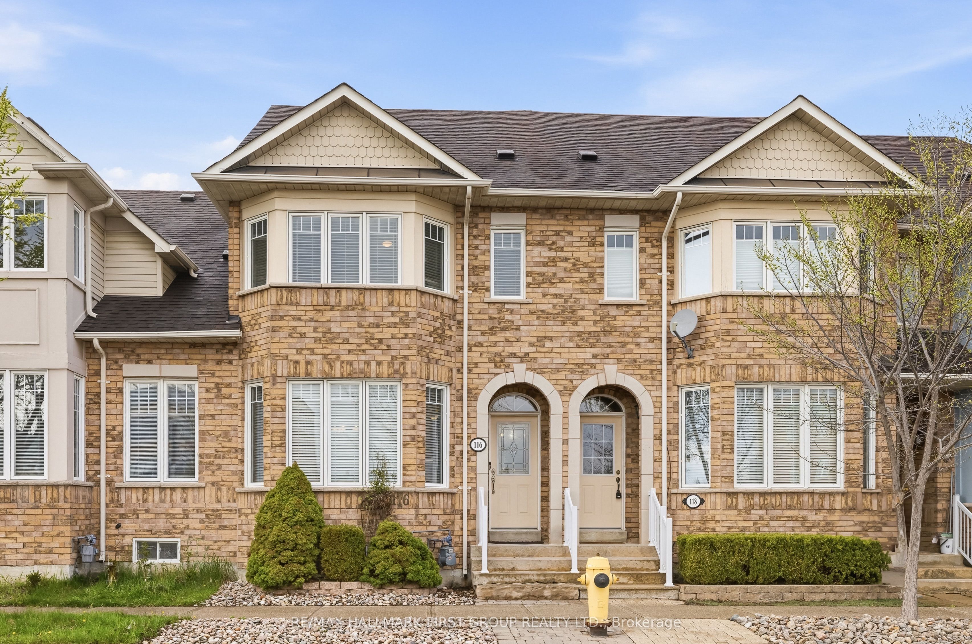116 Riverlands Avenue, Markham, ON L6B 1B6