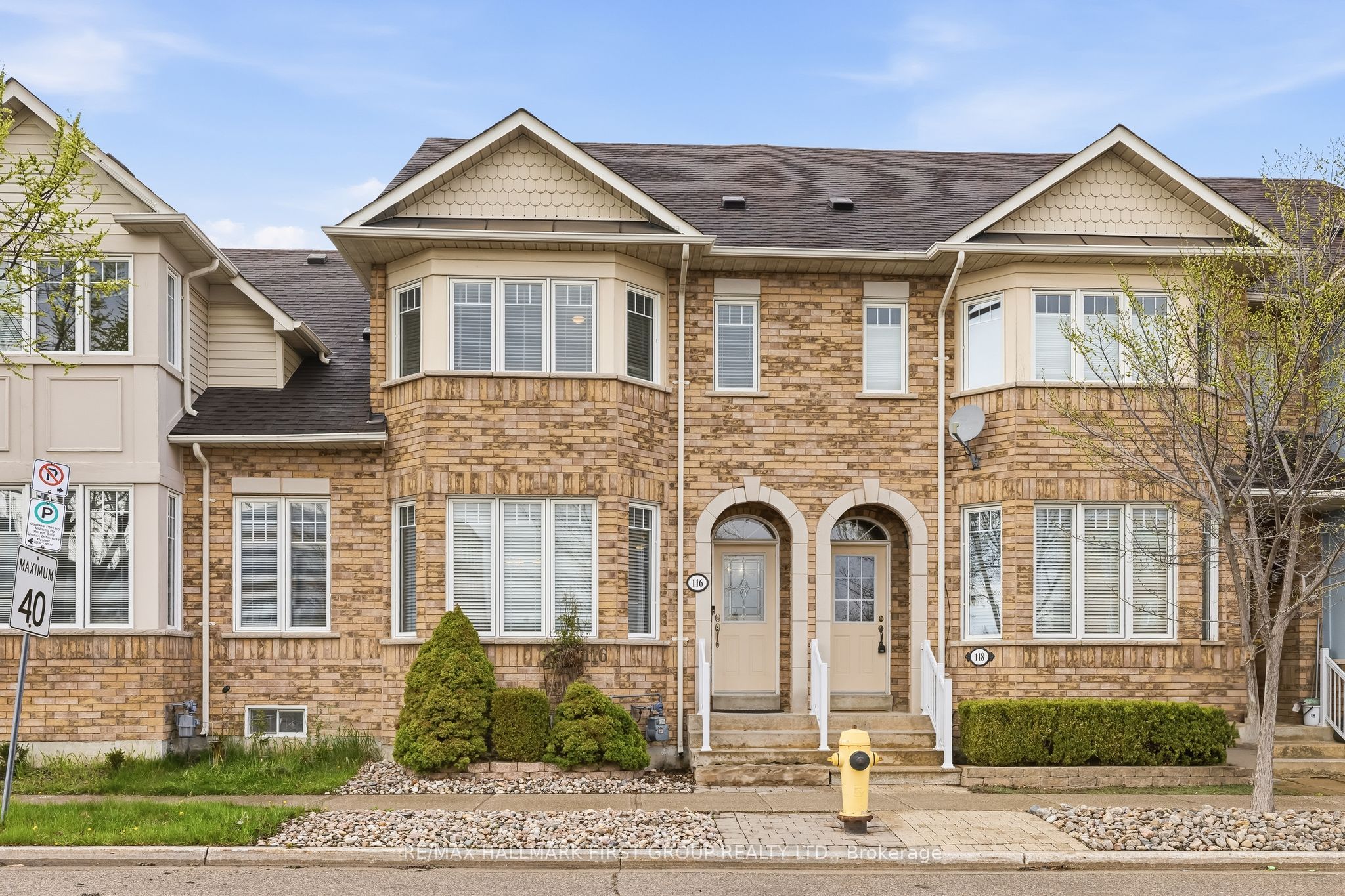 116 Riverlands Avenue, Markham, ON L6B 1B6 photo 2