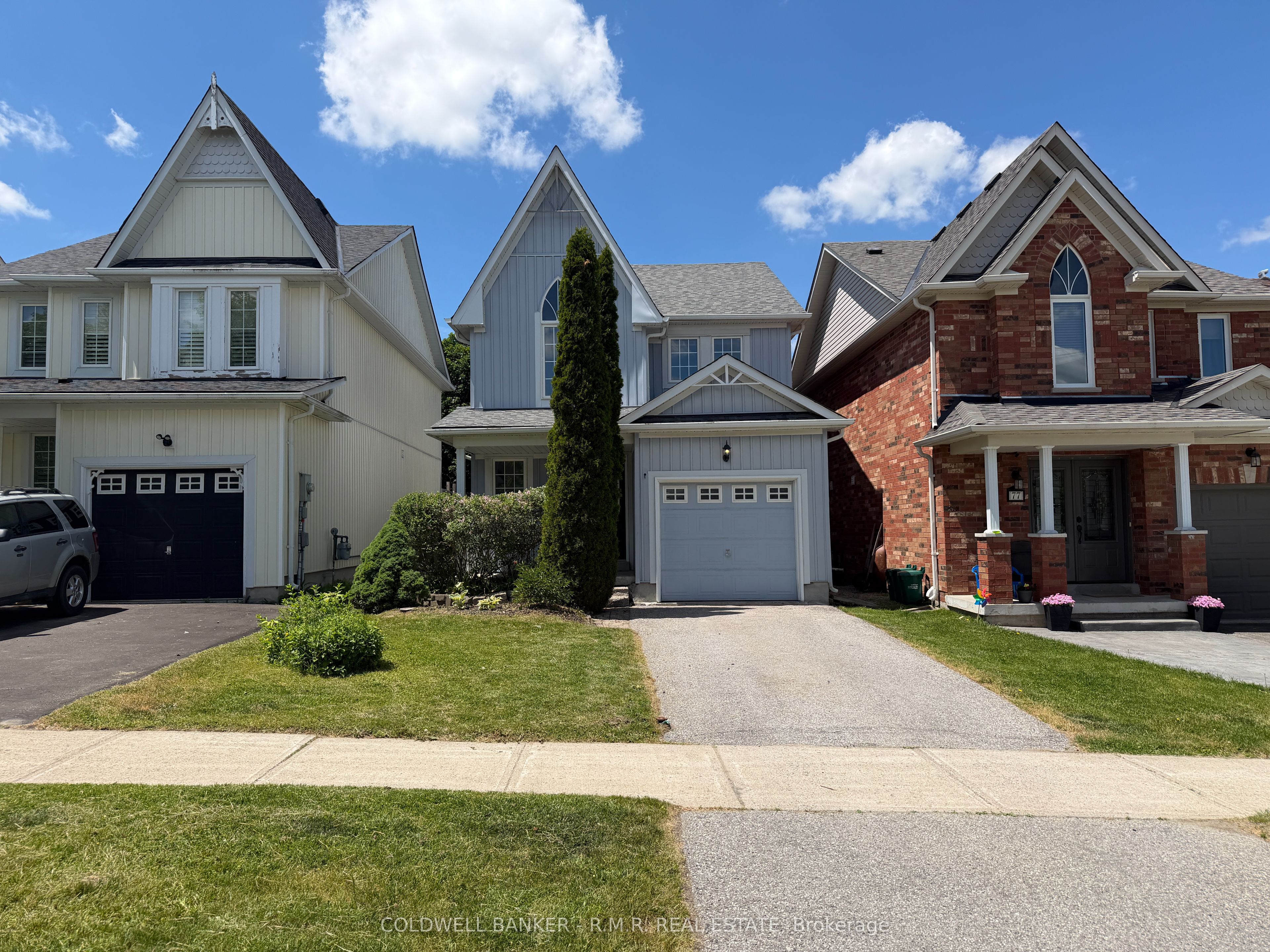 75 Margaret Graham Crescent, East Gwillimbury, ON L0G 1M0 photo 3