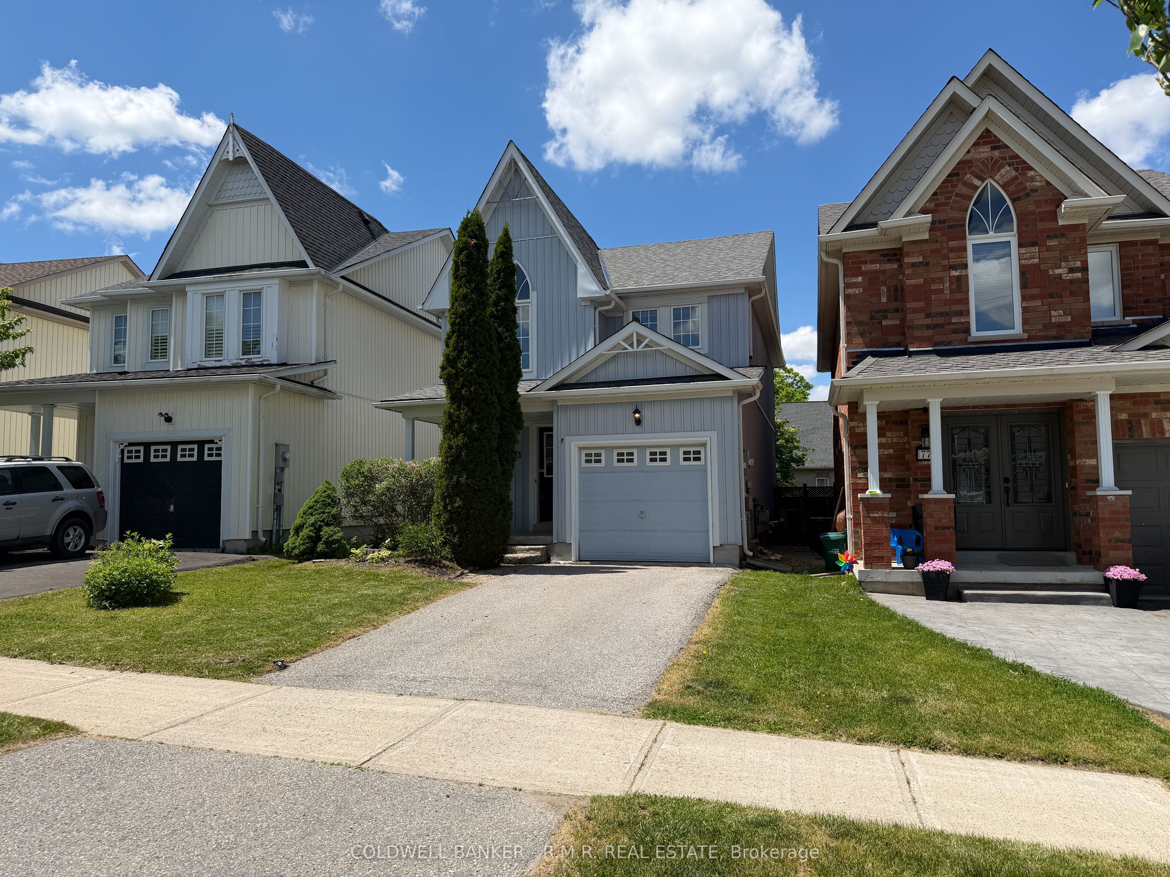 75 Margaret Graham Crescent, East Gwillimbury, ON L0G 1M0 photo 4