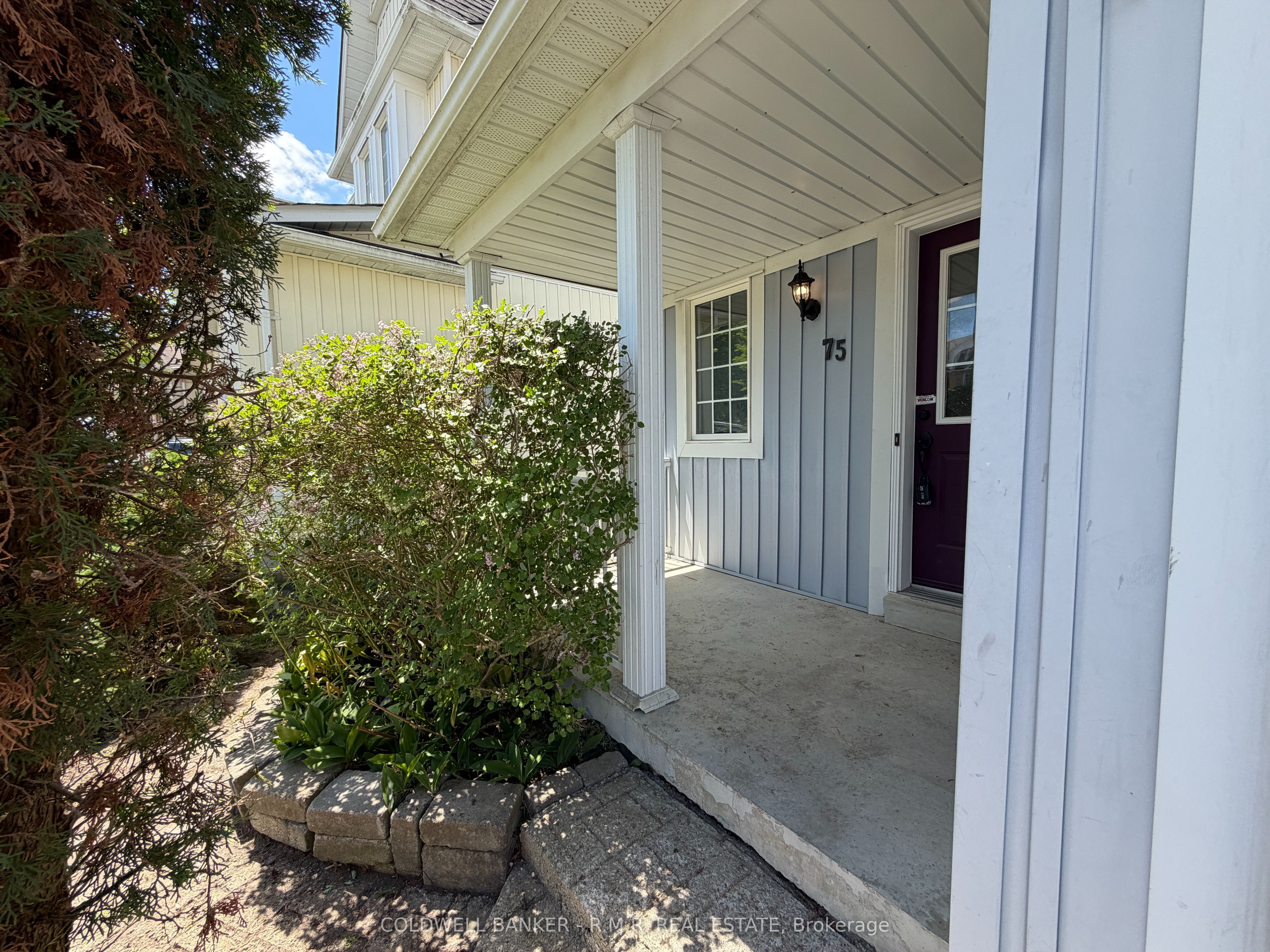 75 Margaret Graham Crescent, East Gwillimbury, ON L0G 1M0 photo 5