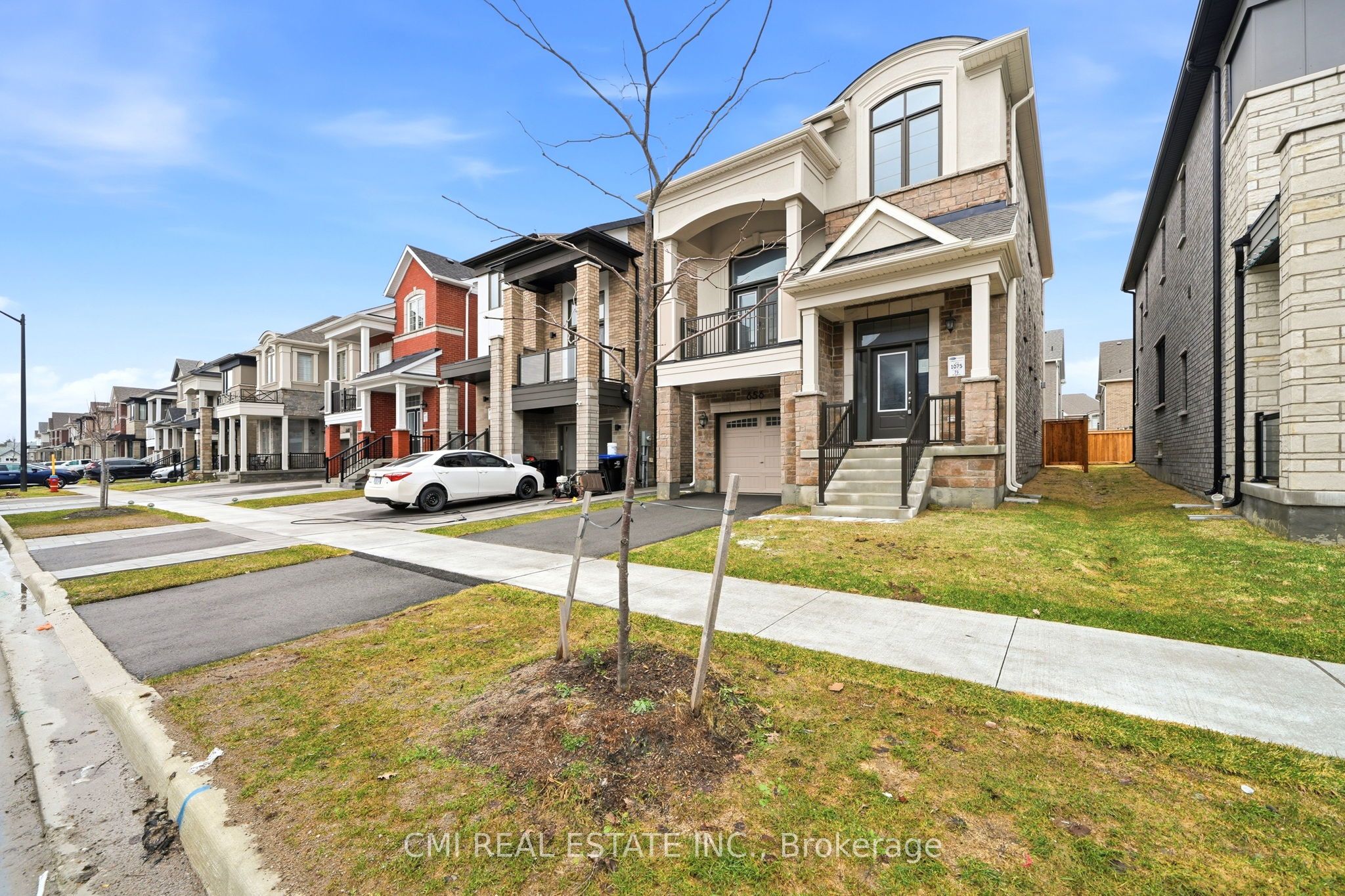 656 Newlove Street, Innisfil, ON L9S 0R8 photo 4