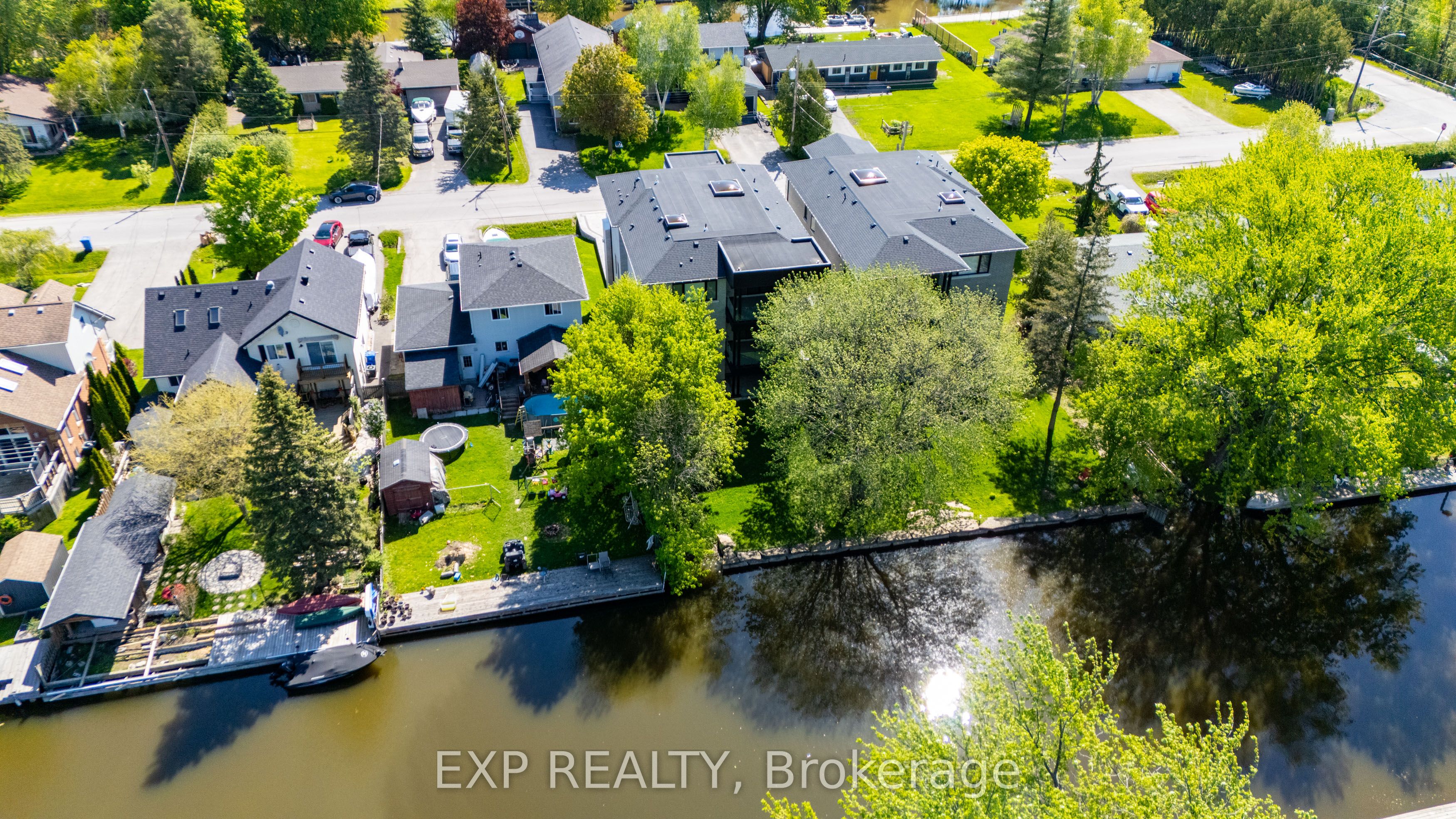 12 Canal Street, Georgina, ON L4P 1K5 photo 4