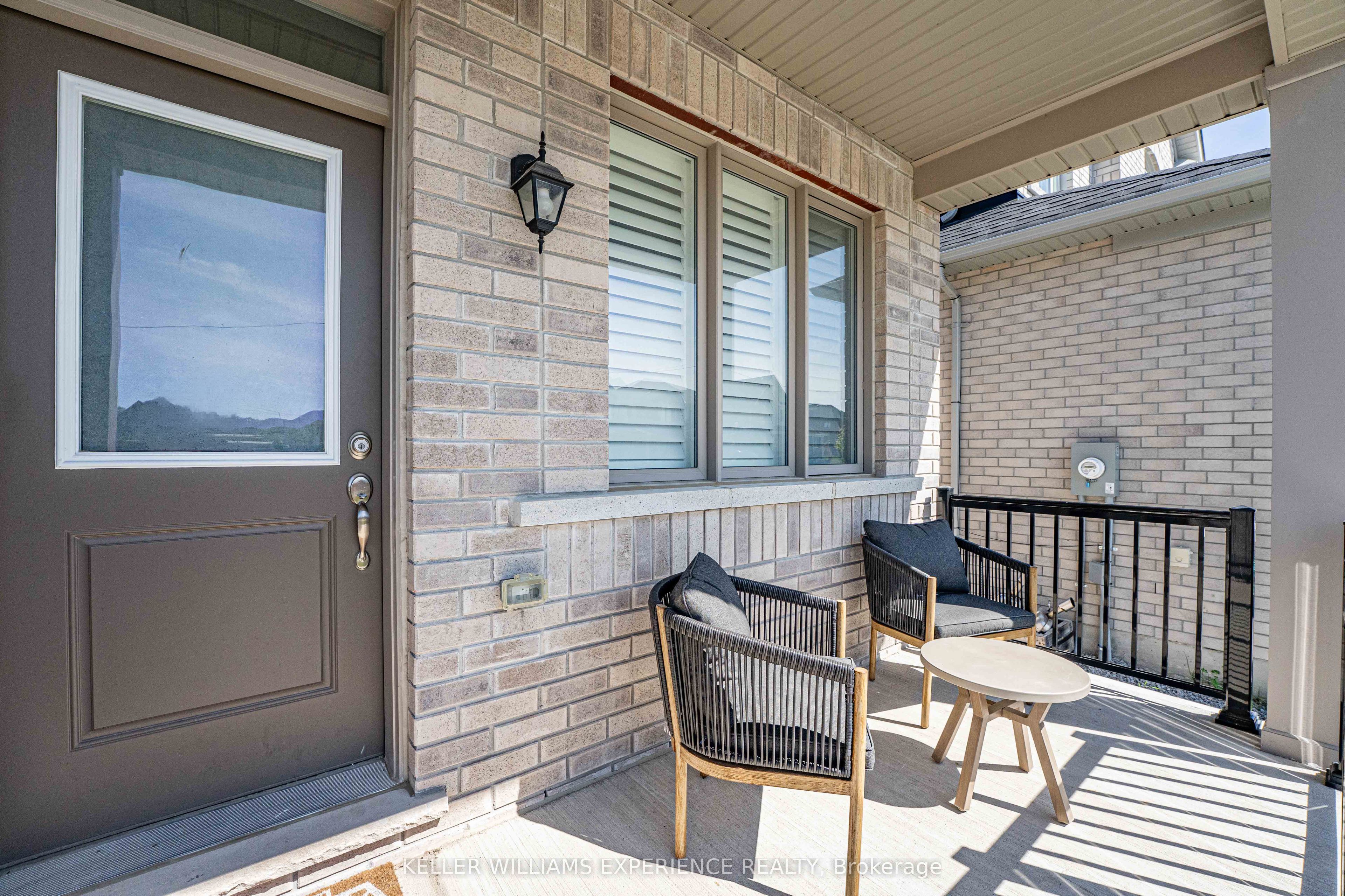 75 Wakefield Boulevard, Essa, ON L3W 0M1 photo 2