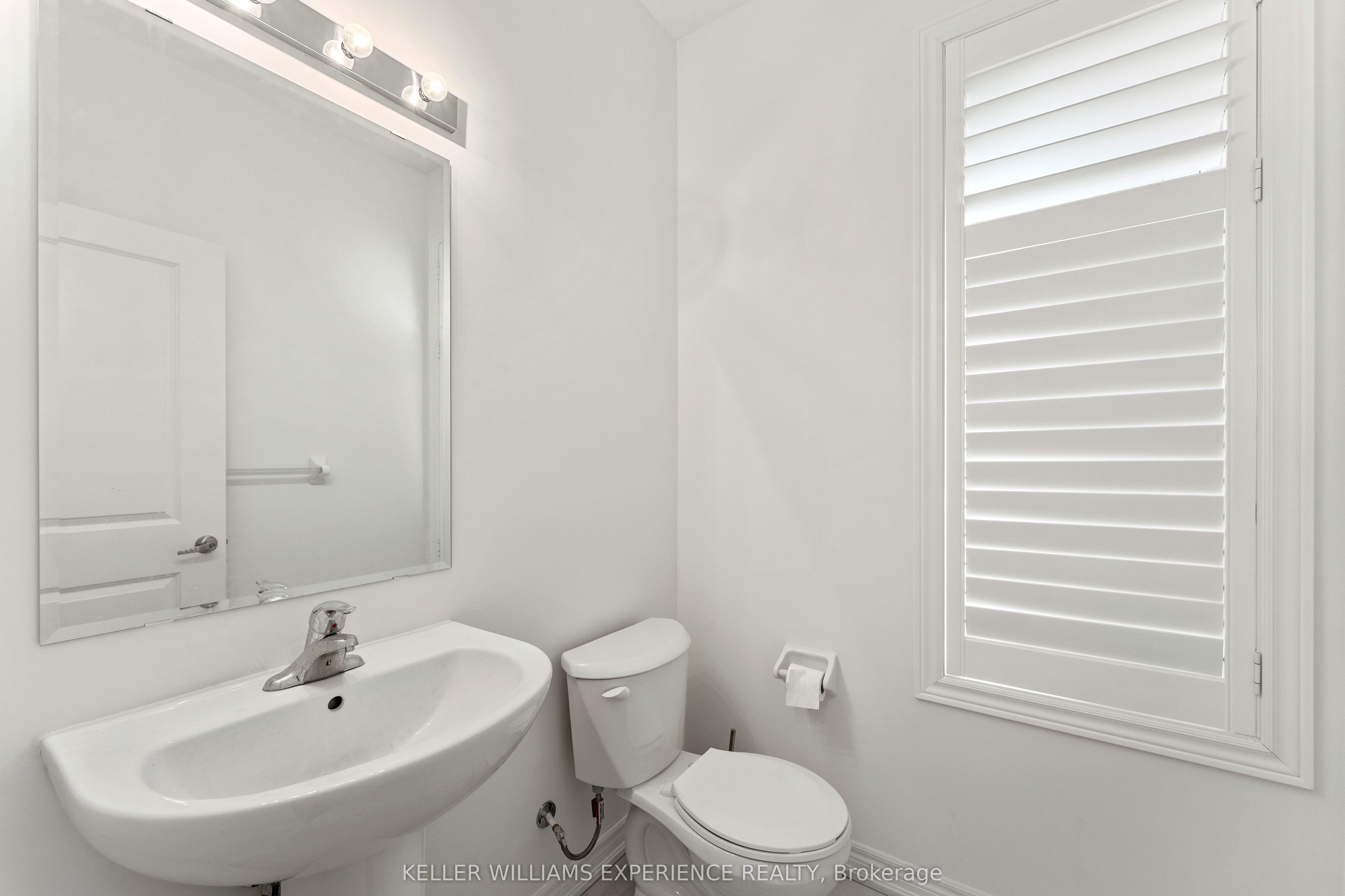 75 Wakefield Boulevard, Essa, ON L3W 0M1 photo 5