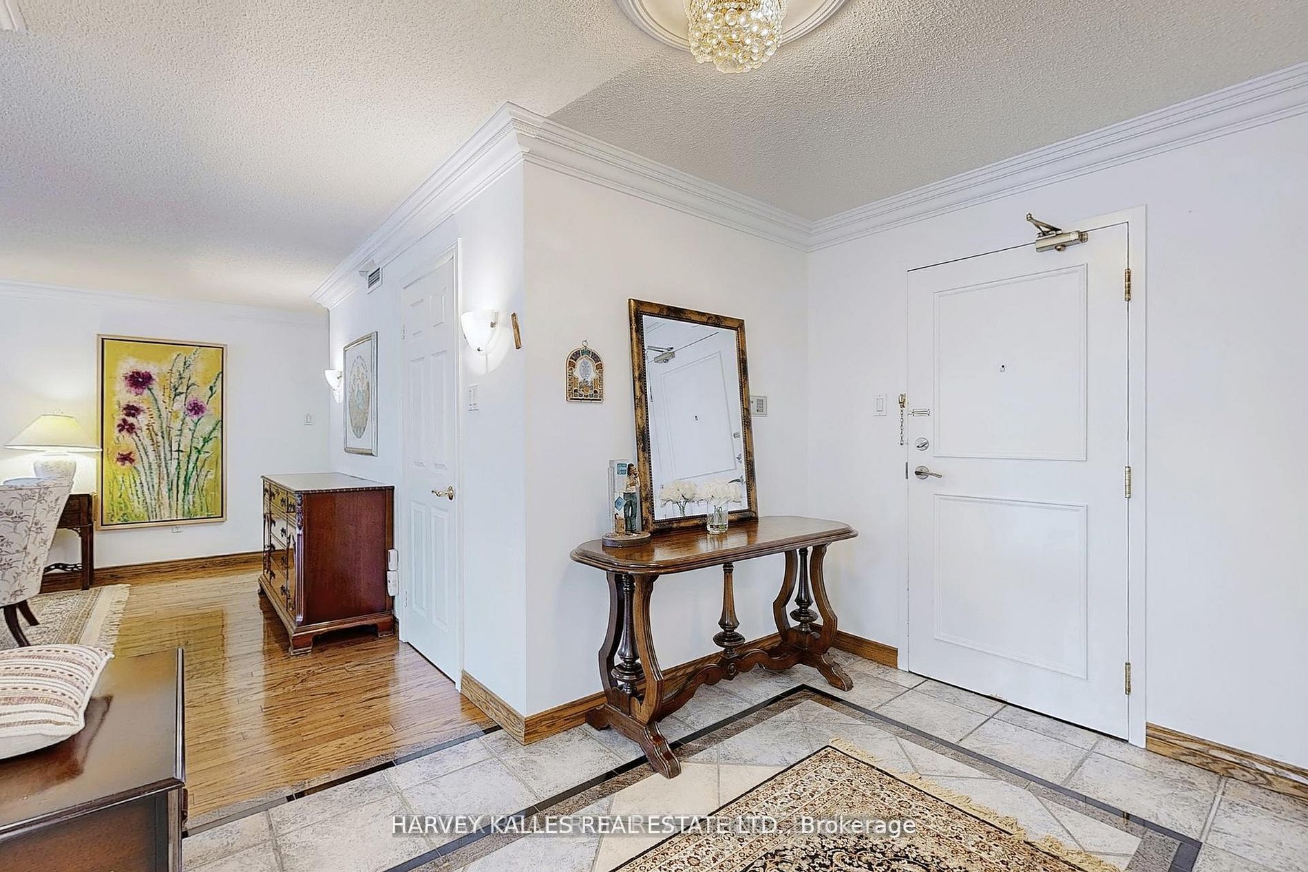 7300 Yonge Street 311, Vaughan, ON L4J 7Y5 photo 2