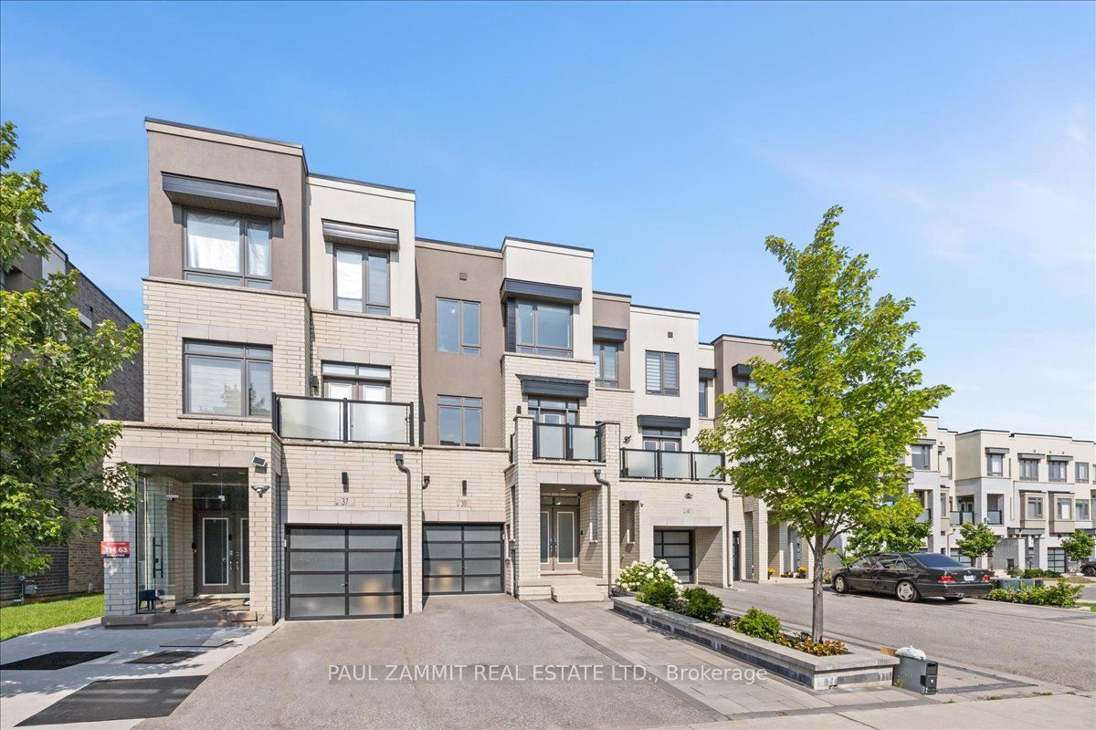 39 Harold Lawrie Lane, Markham, ON L3T 0G1
