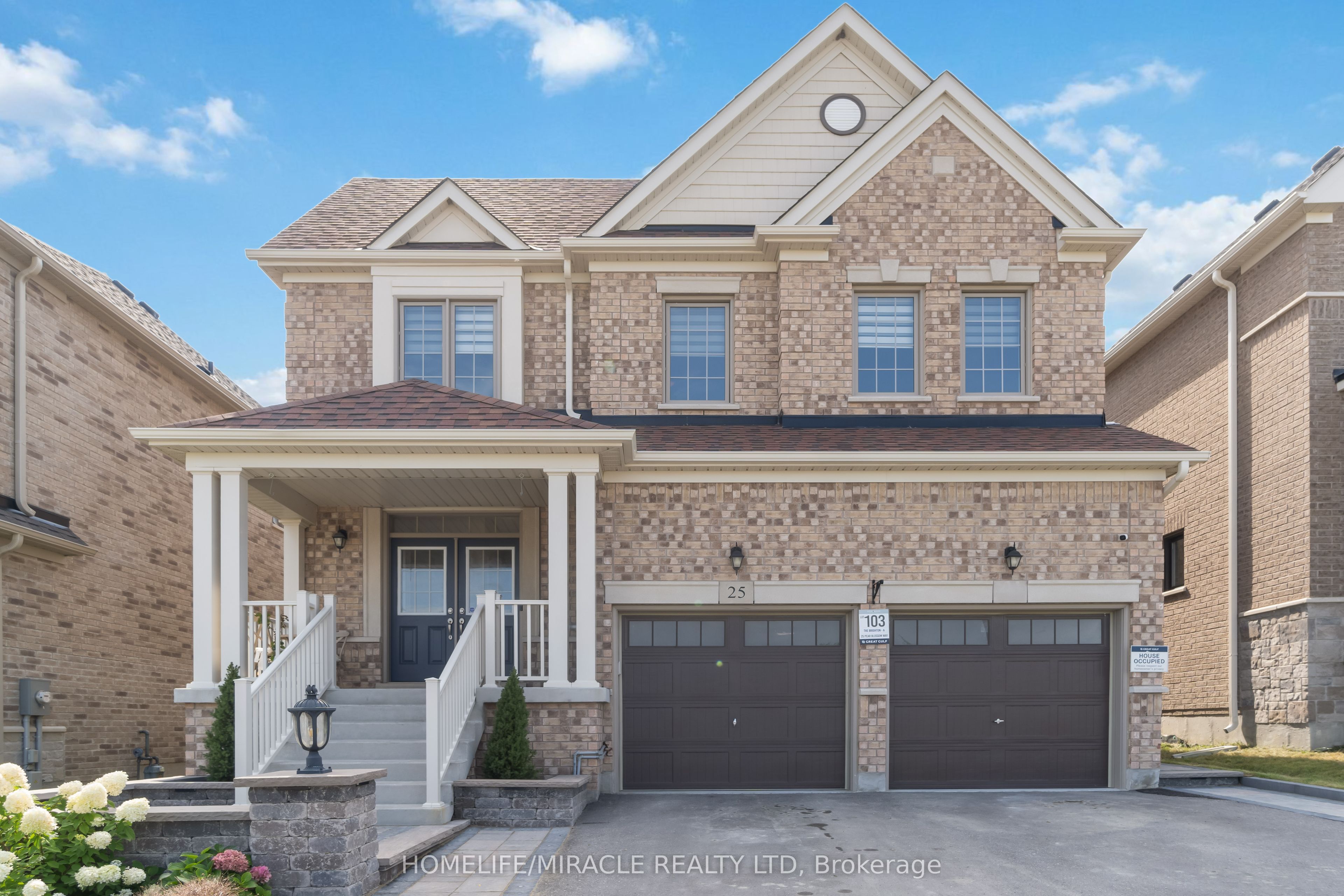 25 Pear Blossom Way, East Gwillimbury, ON L9N 0T3 photo 3