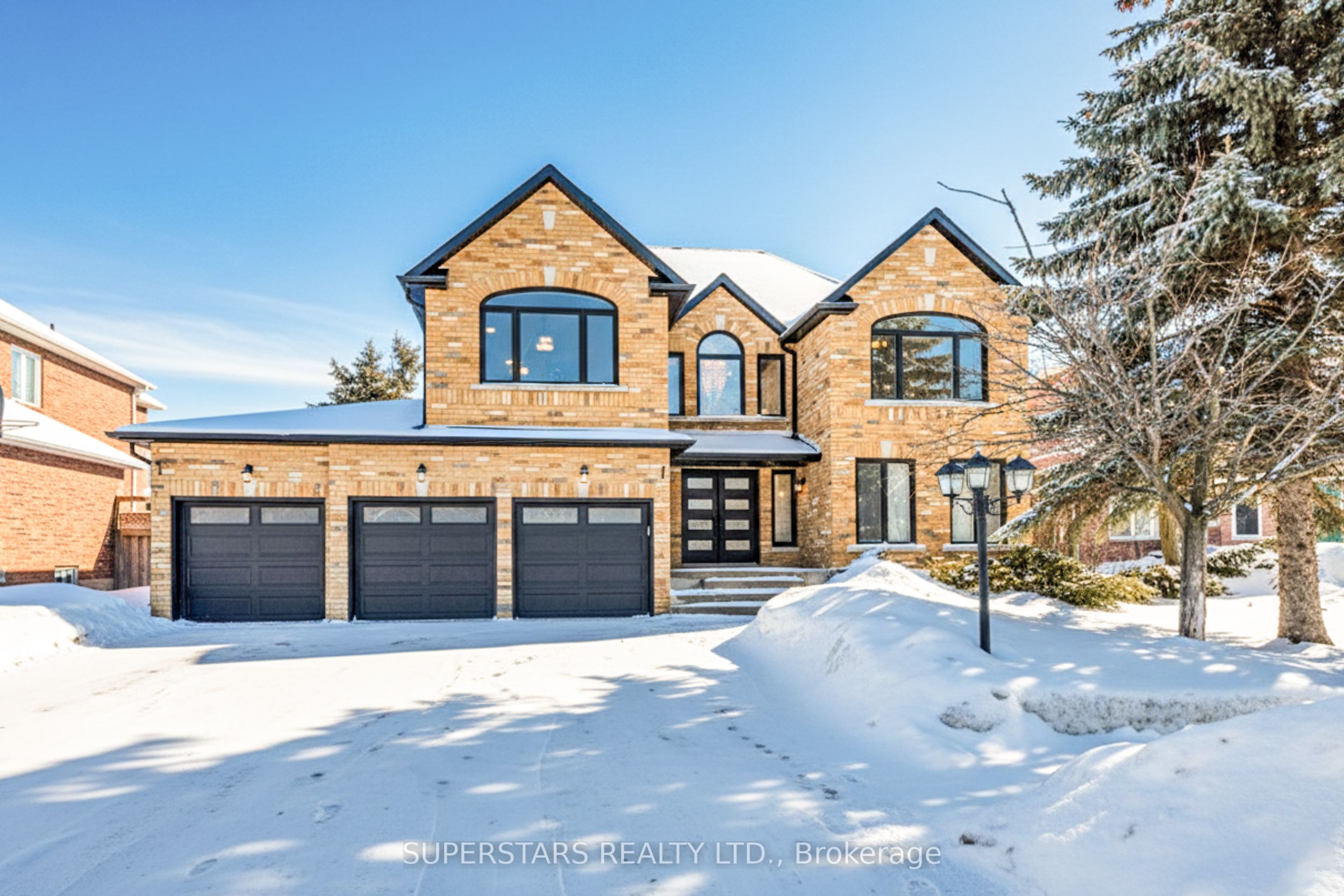 56 Cynthia Crescent, Richmond Hill, ON L4E 2P9