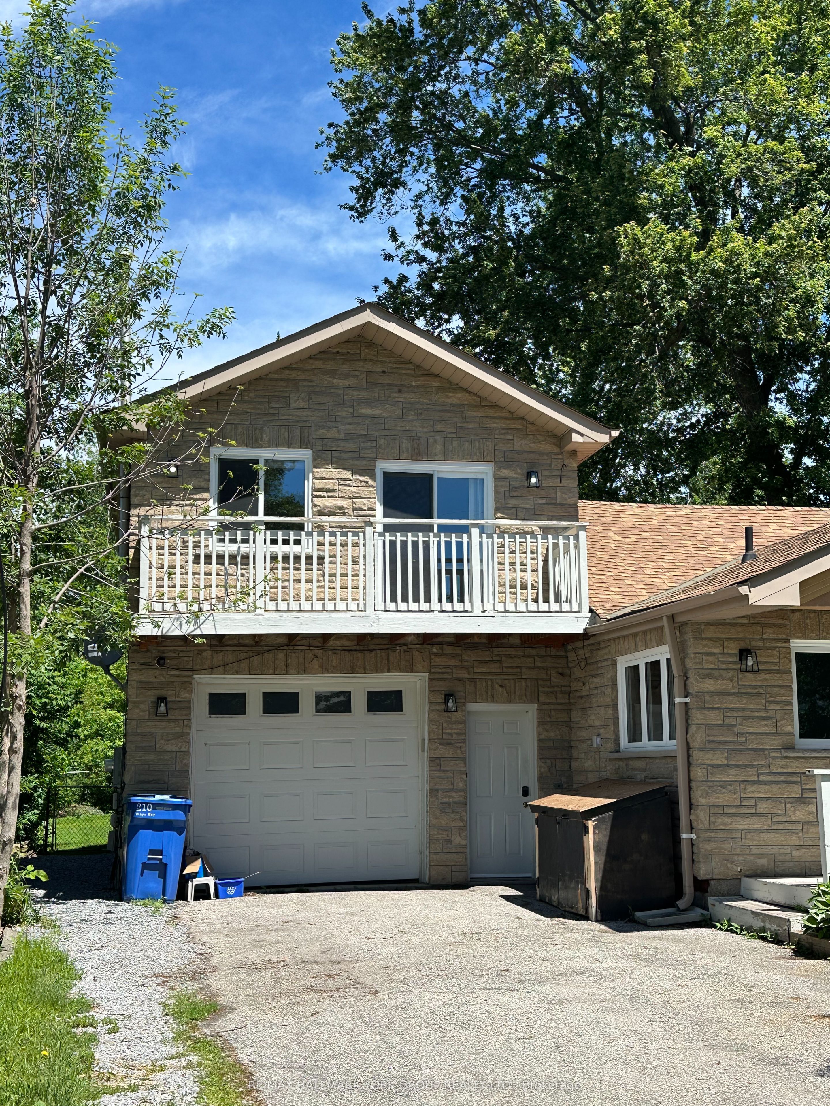 210 Ways Bay Drive #Upper, Georgina, ON L4P 2M7 photo 2