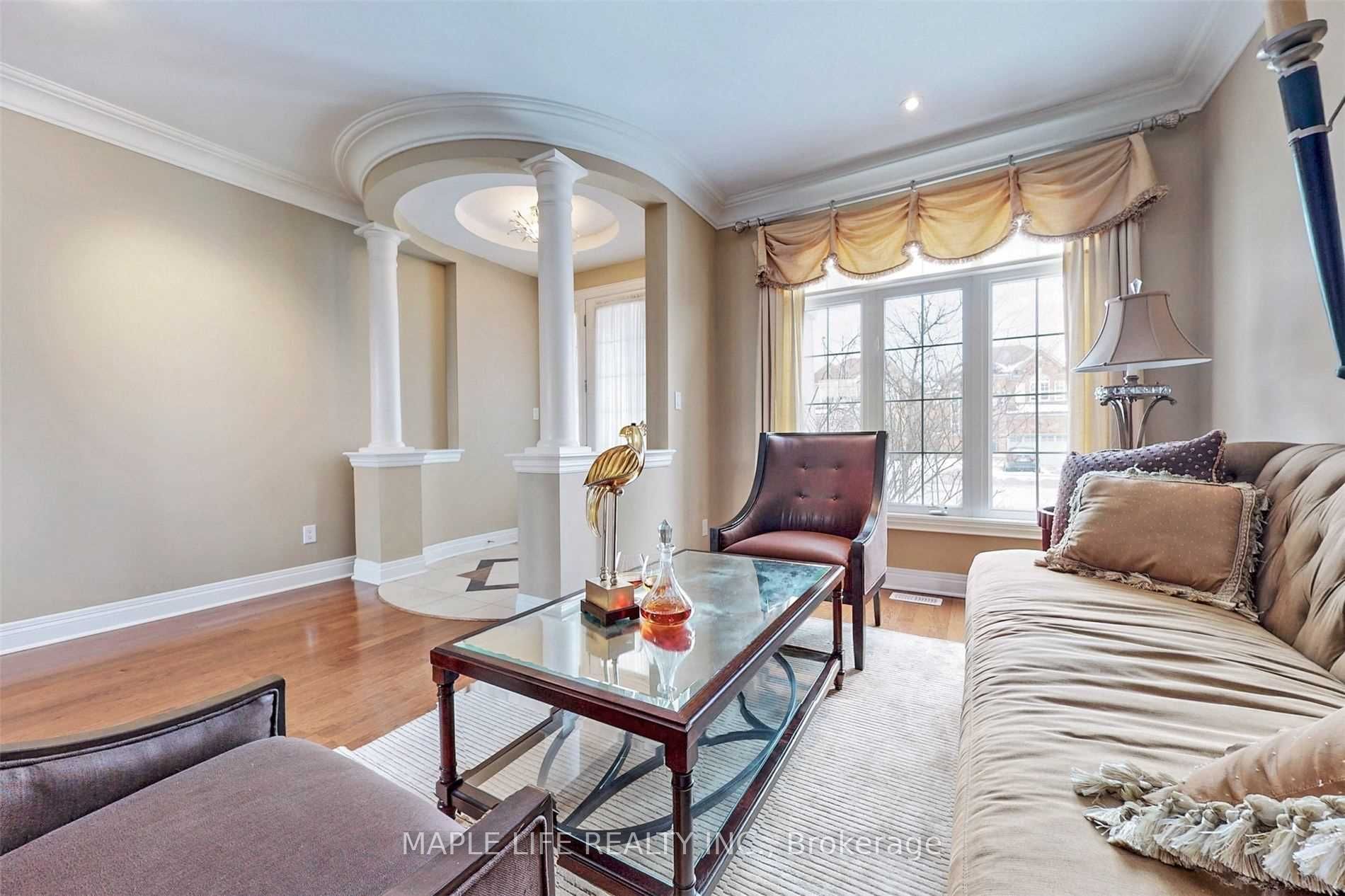 246 Sir Benson Drive, Vaughan, ON L6A 4A9 photo 3