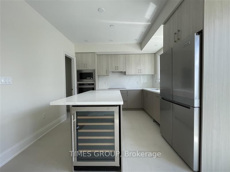 126 Grimsby Lane, Richmond Hill, ON L4S 1N3 photo 5