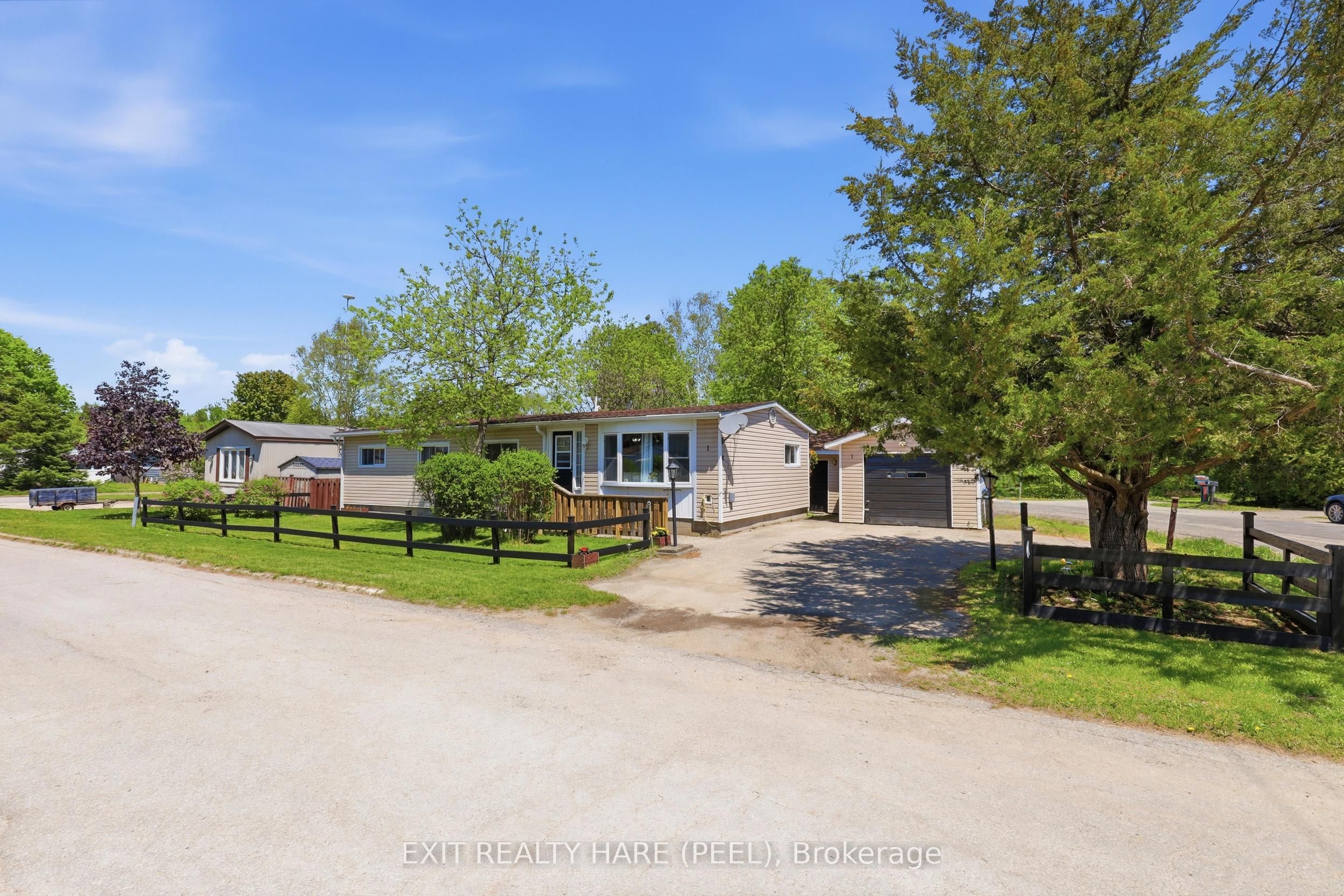 1 Centre Park Street, Essa, ON L3W 0A5 photo 5