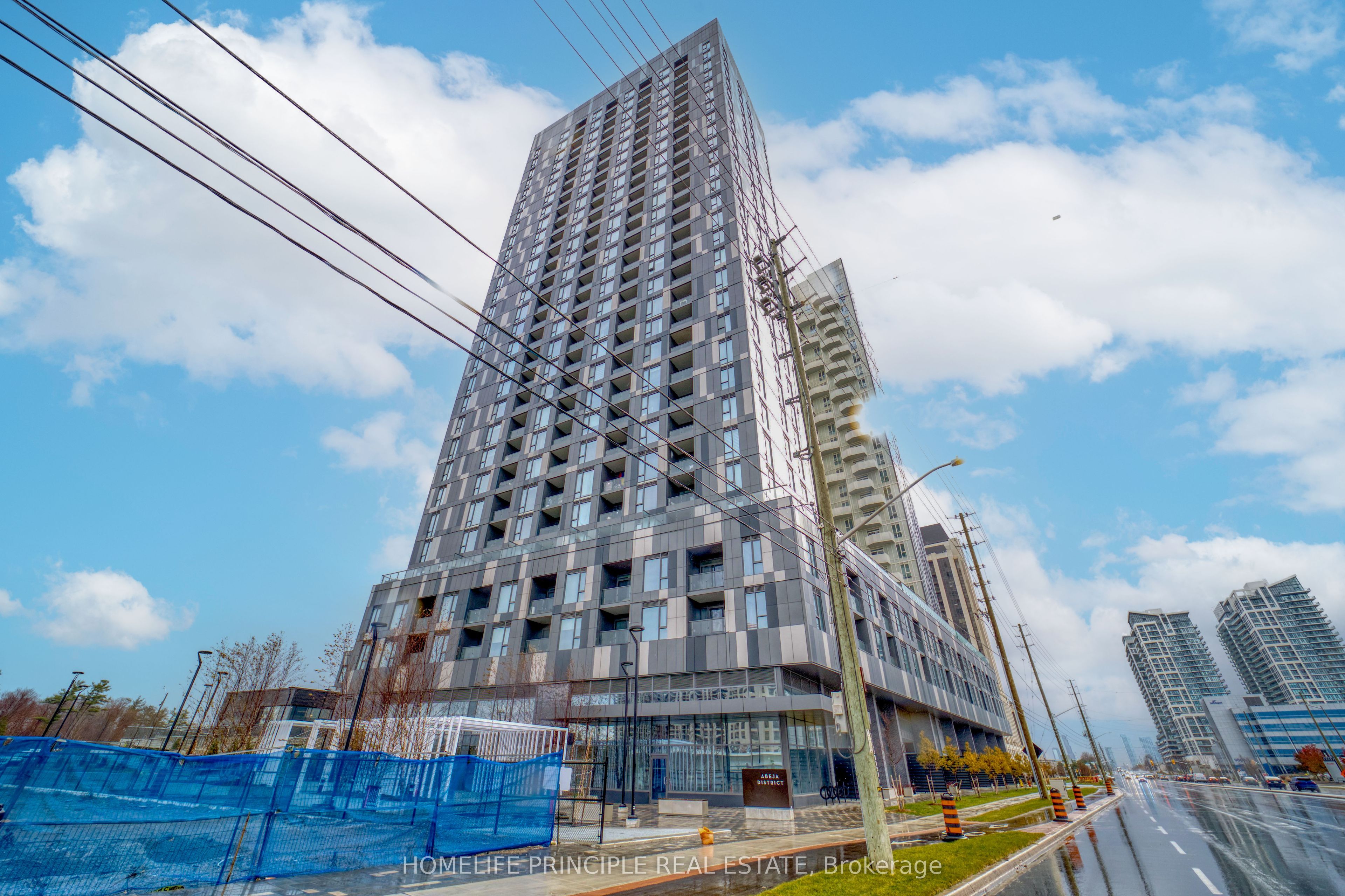 498 Caldari Road 1327, Vaughan, ON L4K 4L1 photo 2