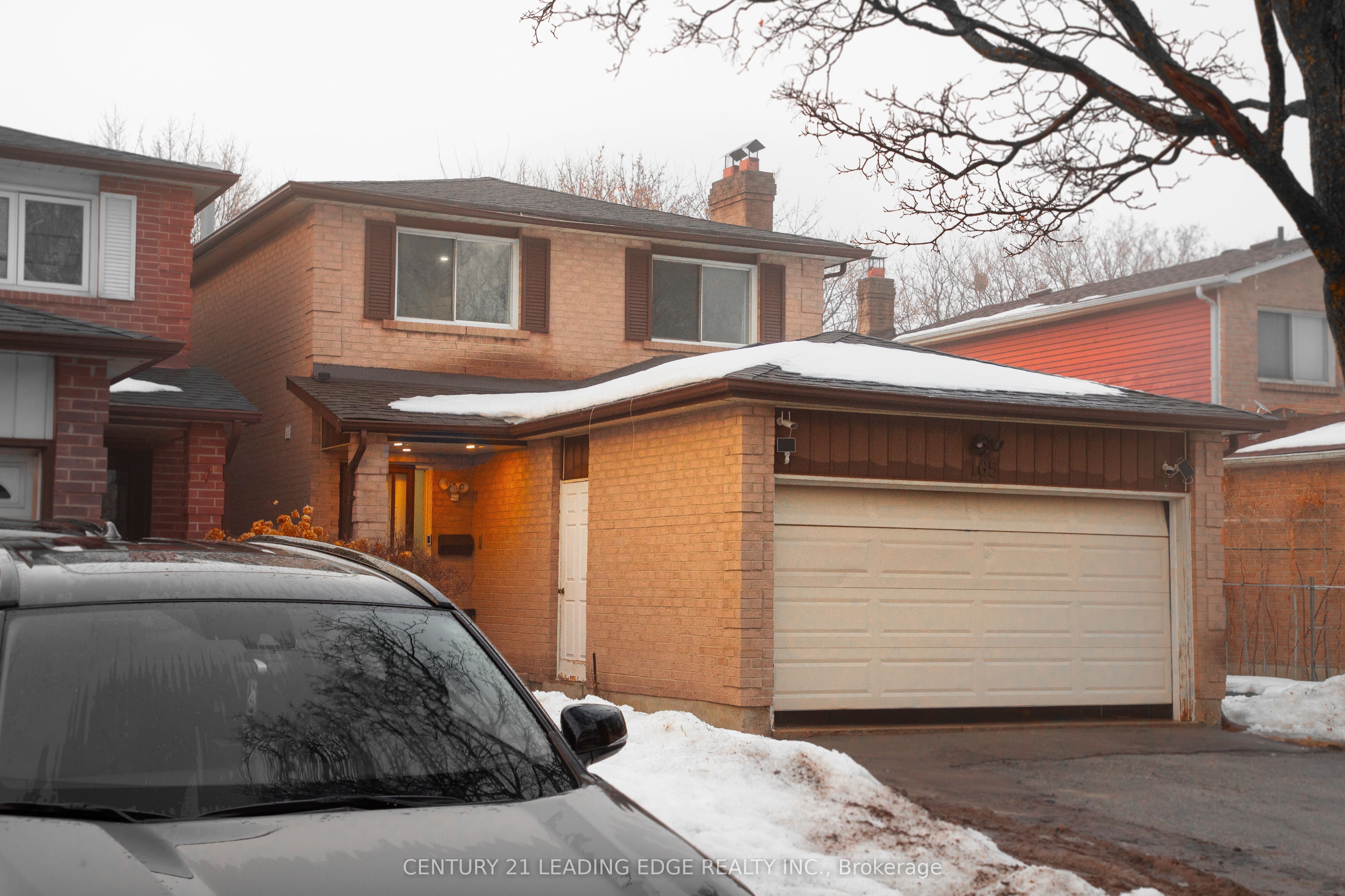 165 Stephenson Crescent, Richmond Hill, ON L4C 5T3 photo 2