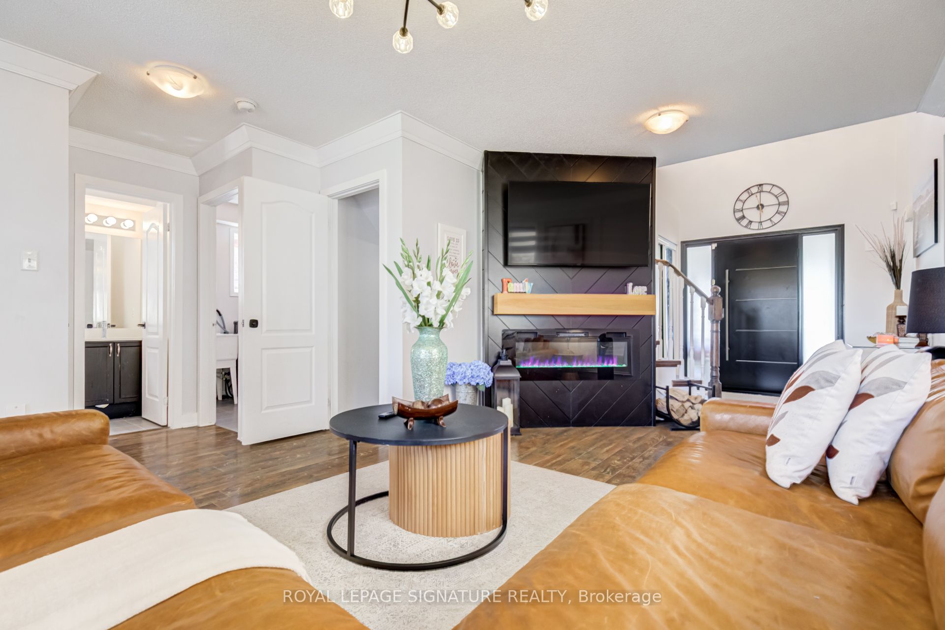 2136 Galloway Street Upper, Innisfil, ON L9S 0H4 photo 4