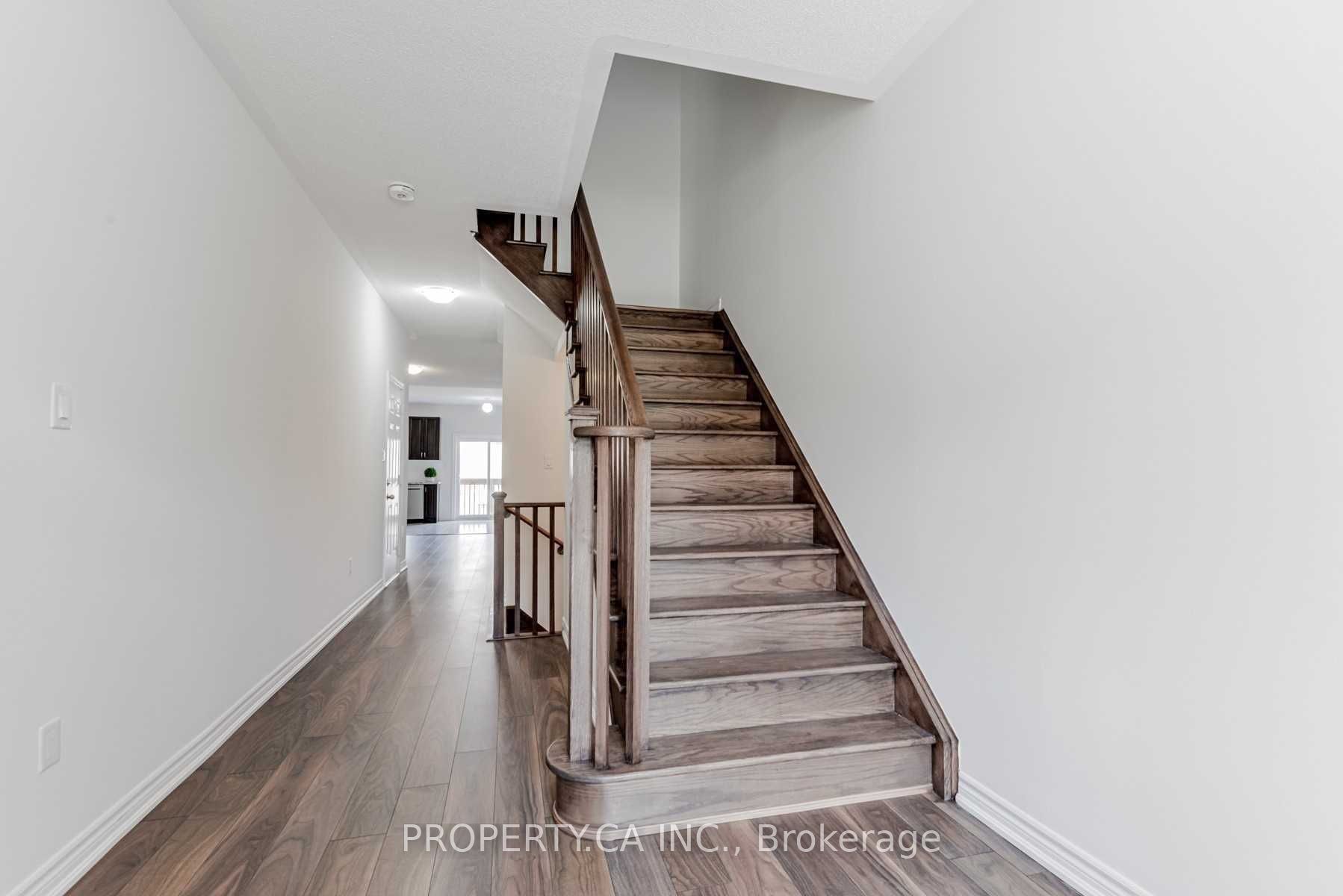 1277 Peelar Crescent, Innisfil, ON L0L 1W0 photo 4