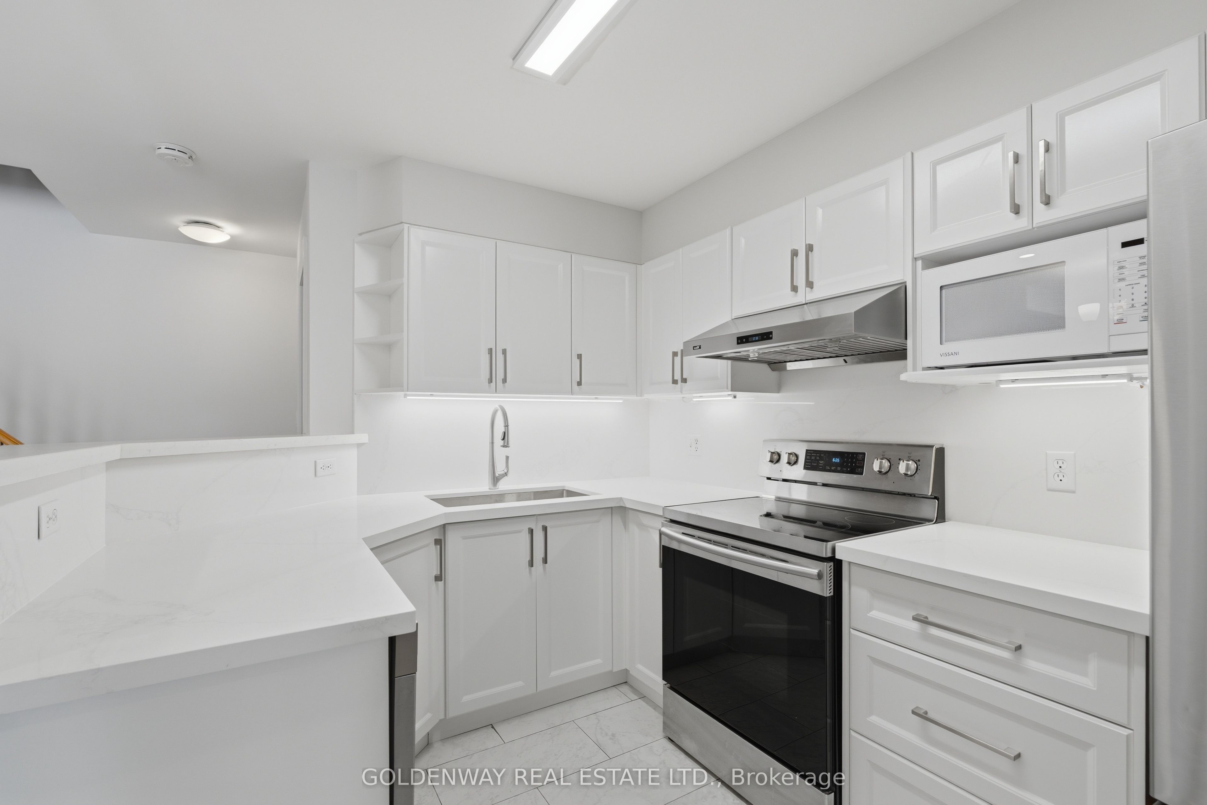 151 Townsgate Drive 63, Vaughan, ON L4J 8J7 photo 4