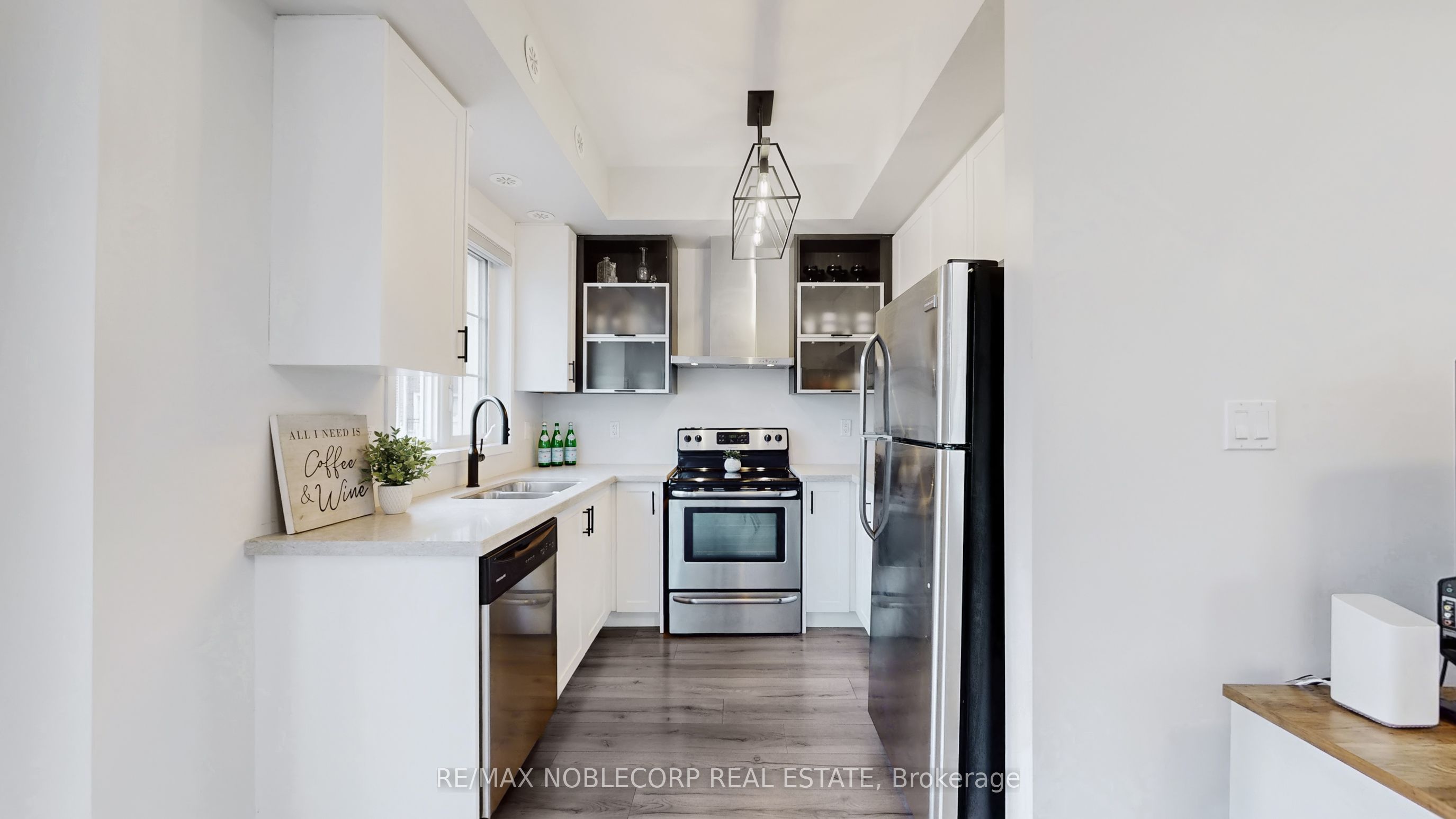 26 Bruce Street E08, Vaughan, ON L4L 1J4
