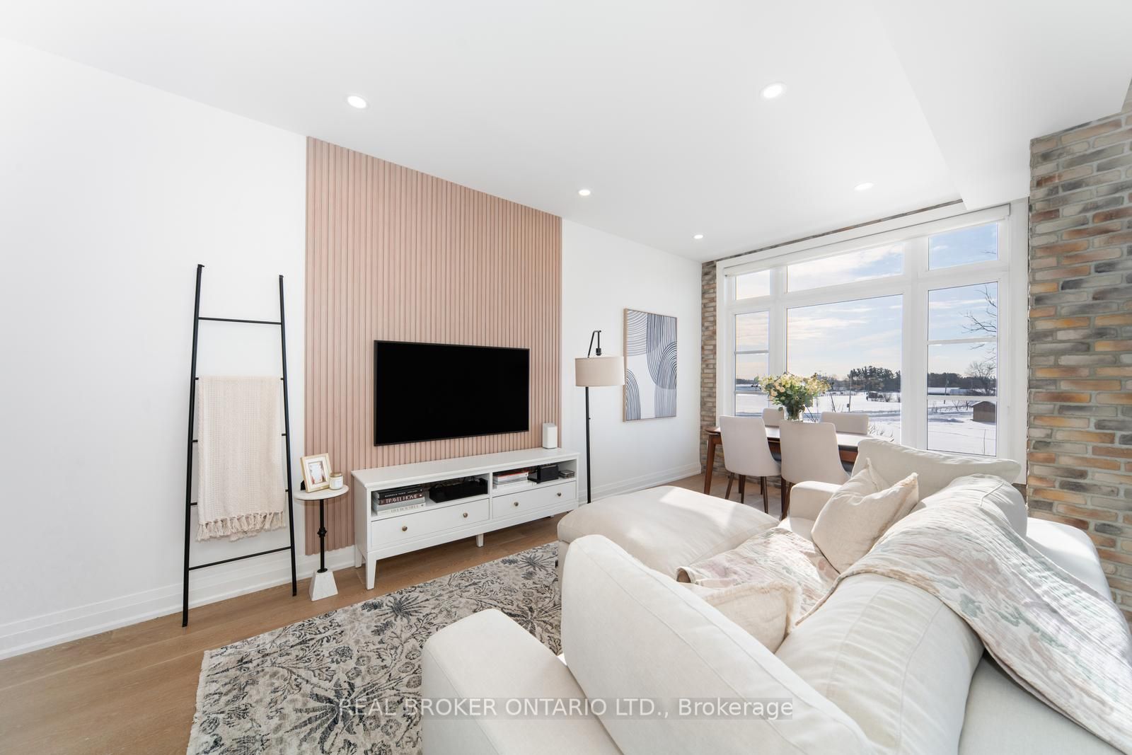 8167 Kipling Avenue 48, Vaughan, ON L4L 0G4 photo 4