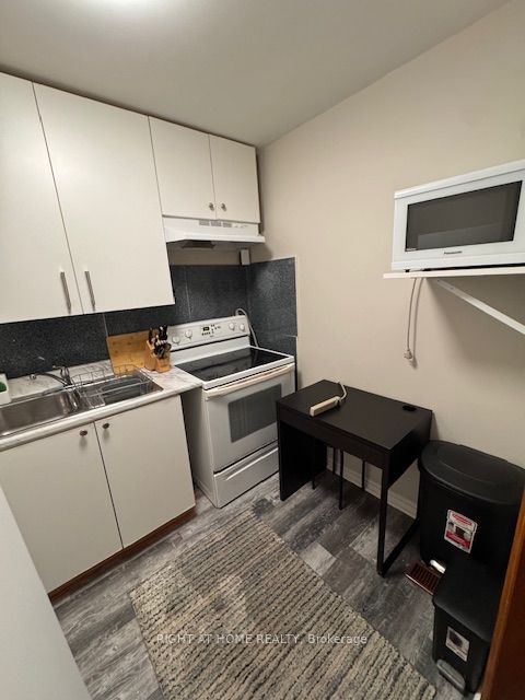 2 Bradford Street, East Gwillimbury, ON L9N 1L7 photo 4