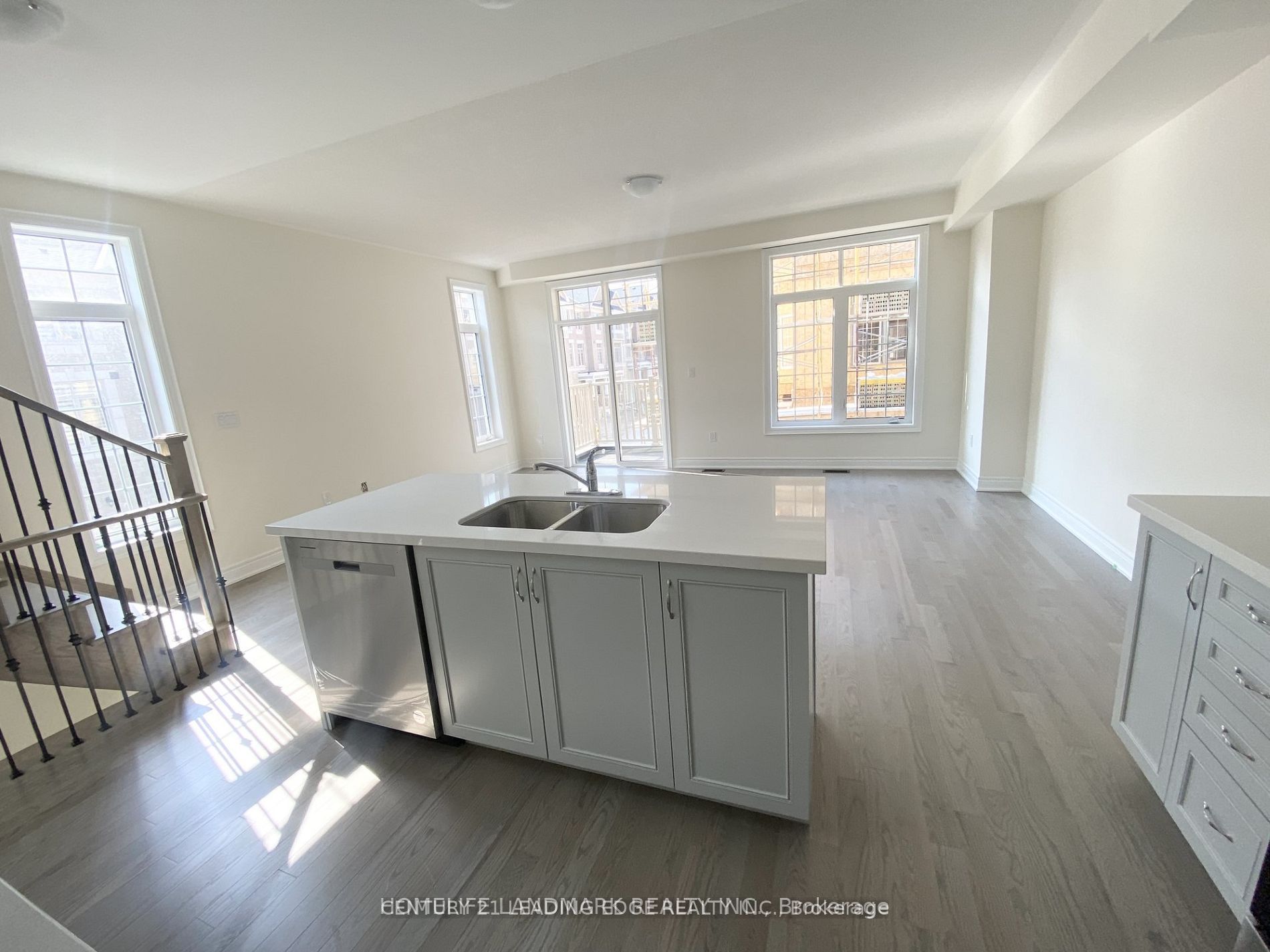 2 Phillipsen Way, Markham, ON L3S 0E9 photo 3