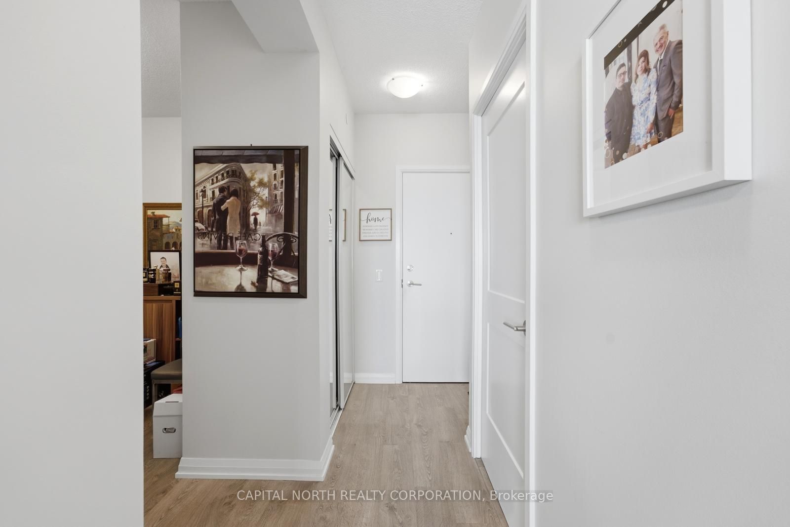 7895 Jane Street 316, Vaughan, ON L4K 0K2 photo 4