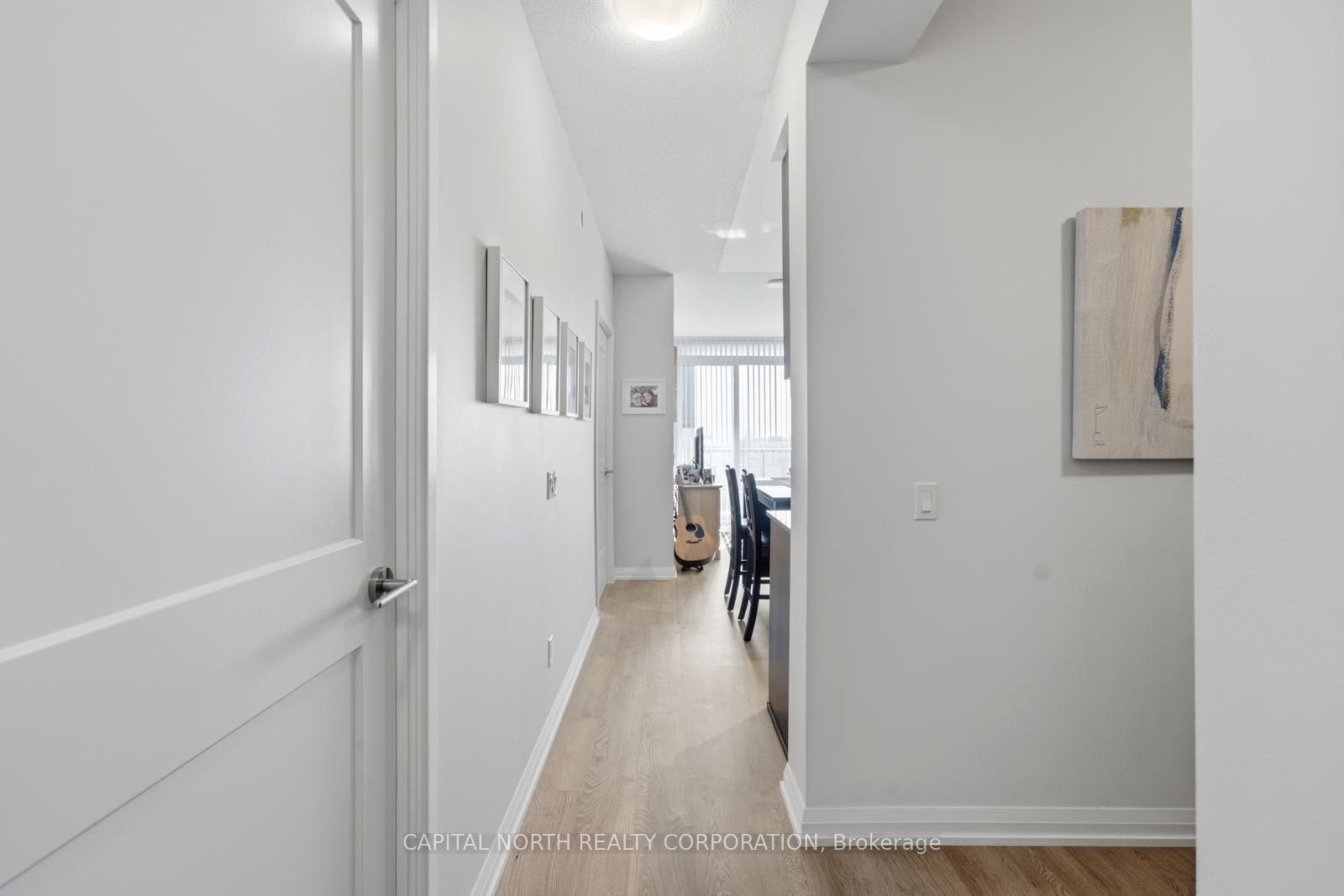 7895 Jane Street 316, Vaughan, ON L4K 0K2 photo 5