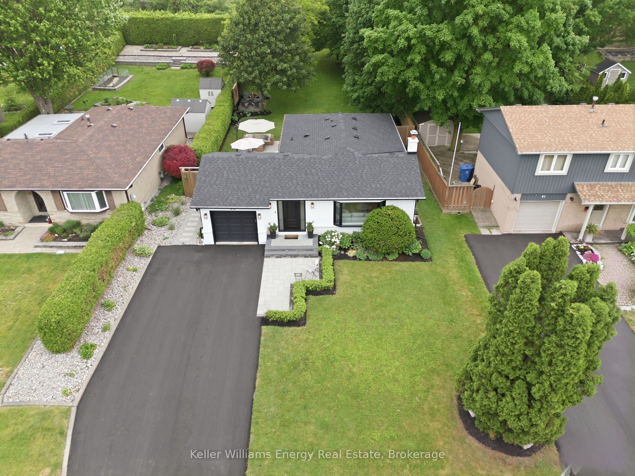 83 Walton Drive, Aurora, ON L4G 3K2 photo 3