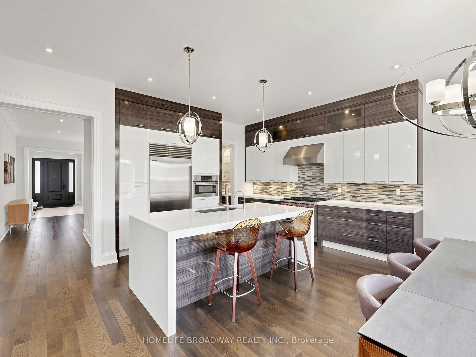 55 Bond Crescent, Richmond Hill, ON L4E 3K5 photo 4