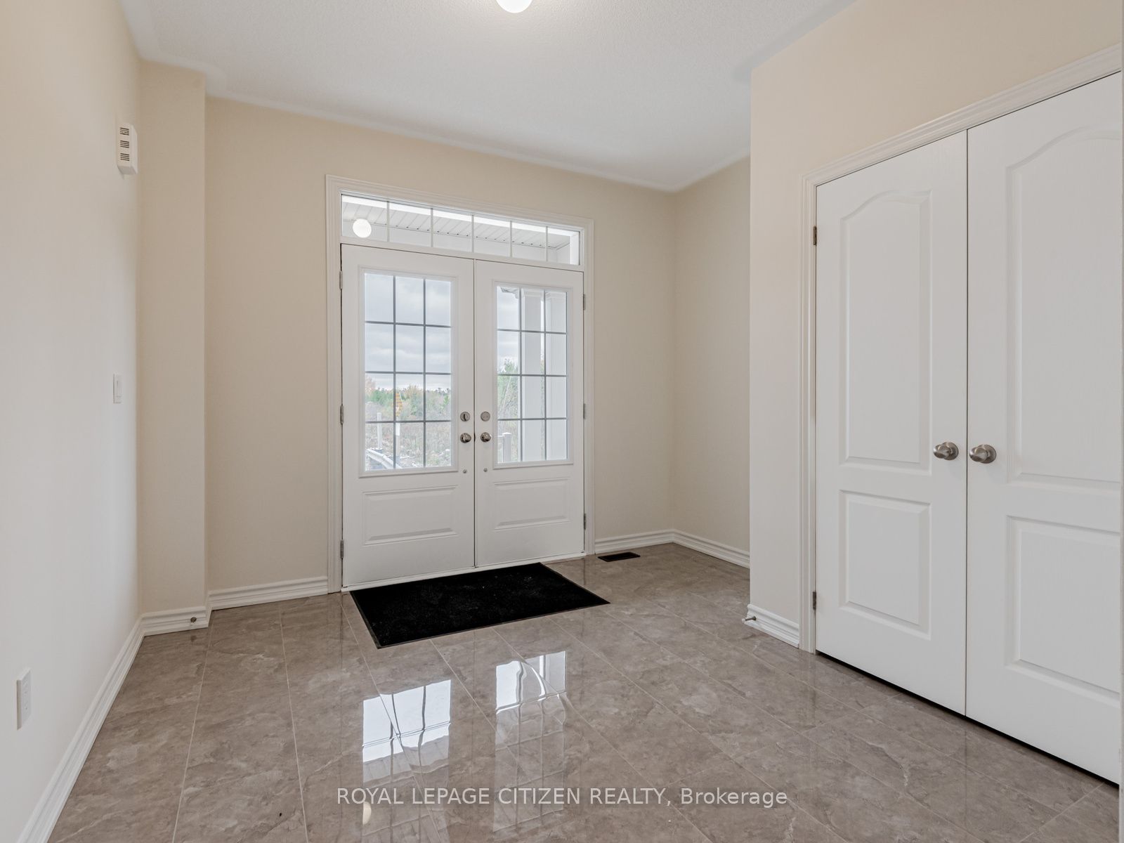 17 Heather Fullerton Road, Georgina, ON L0E 1R0 photo 3