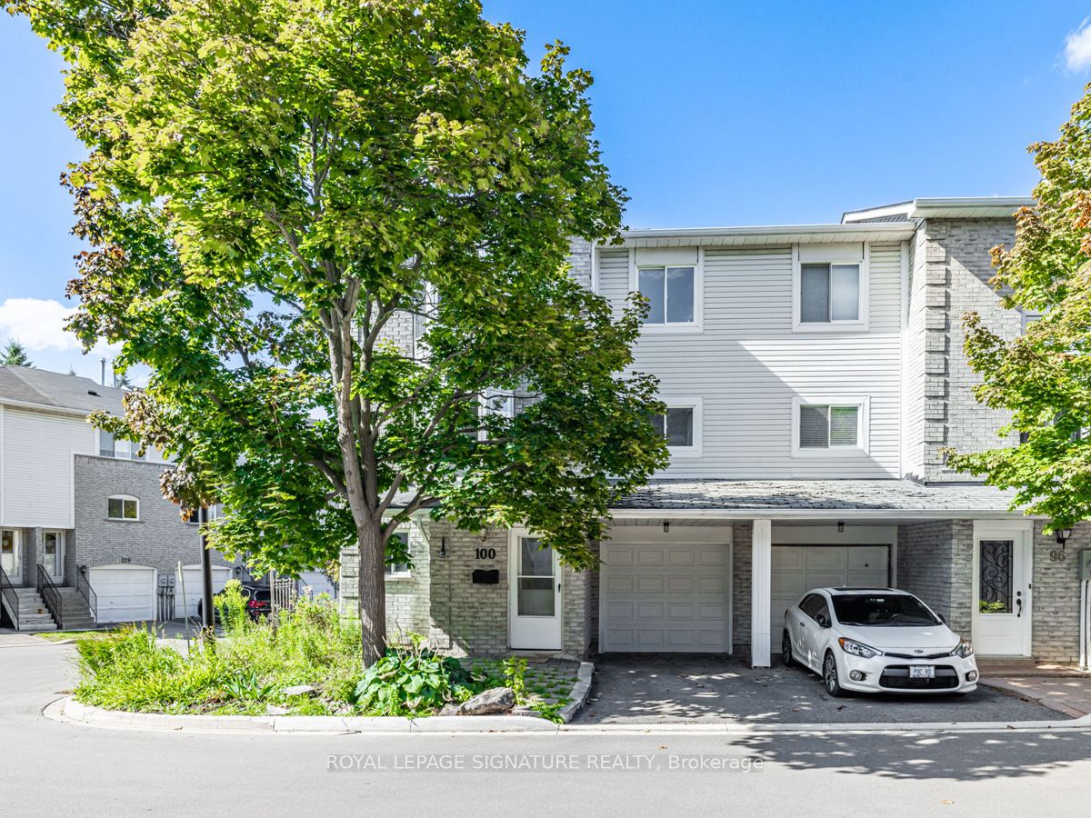 100 William Curtis Circle, Newmarket, ON L3Y 8L6