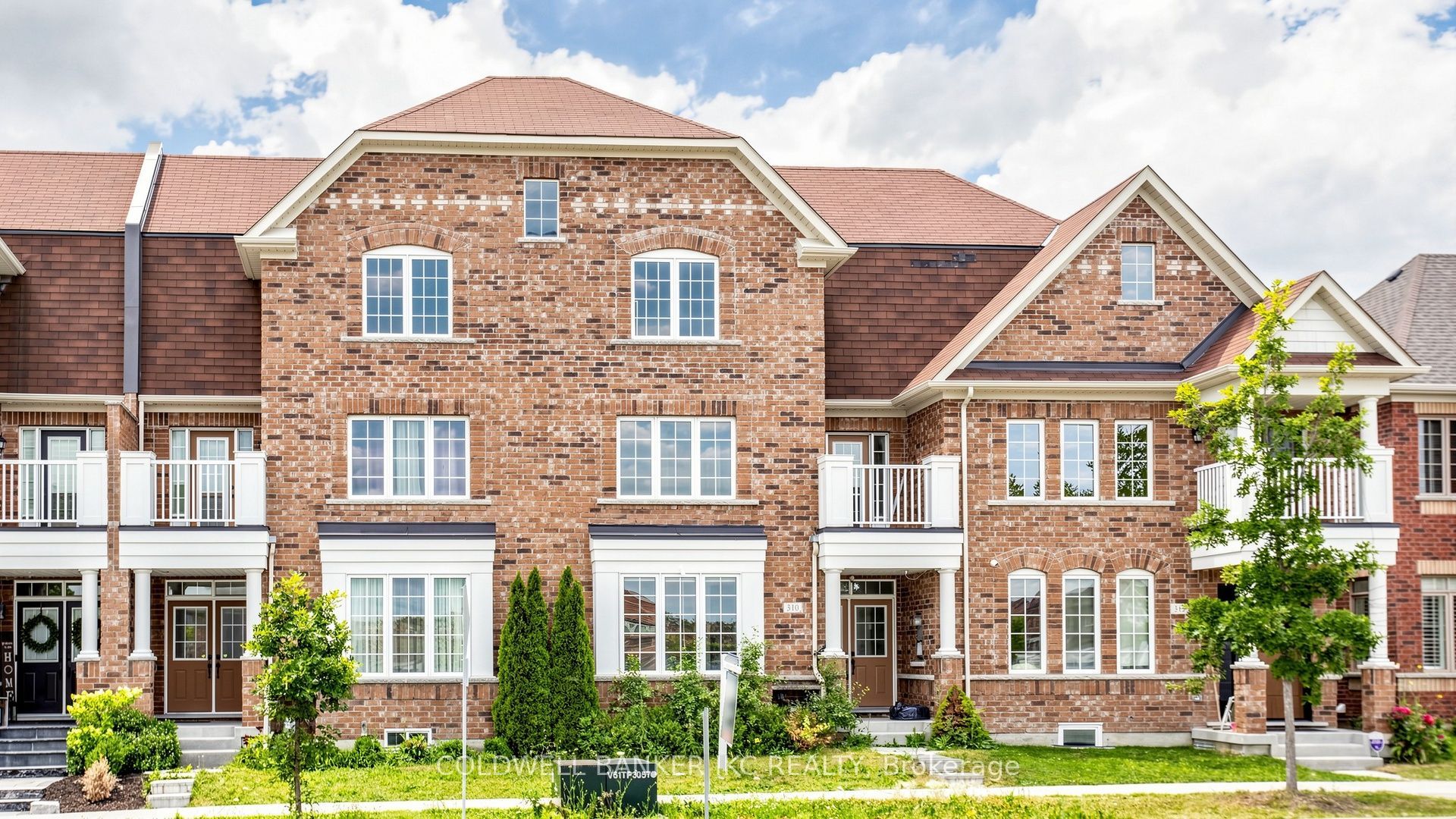 310 Barons Street, Vaughan, ON L4H 4H4 photo 4