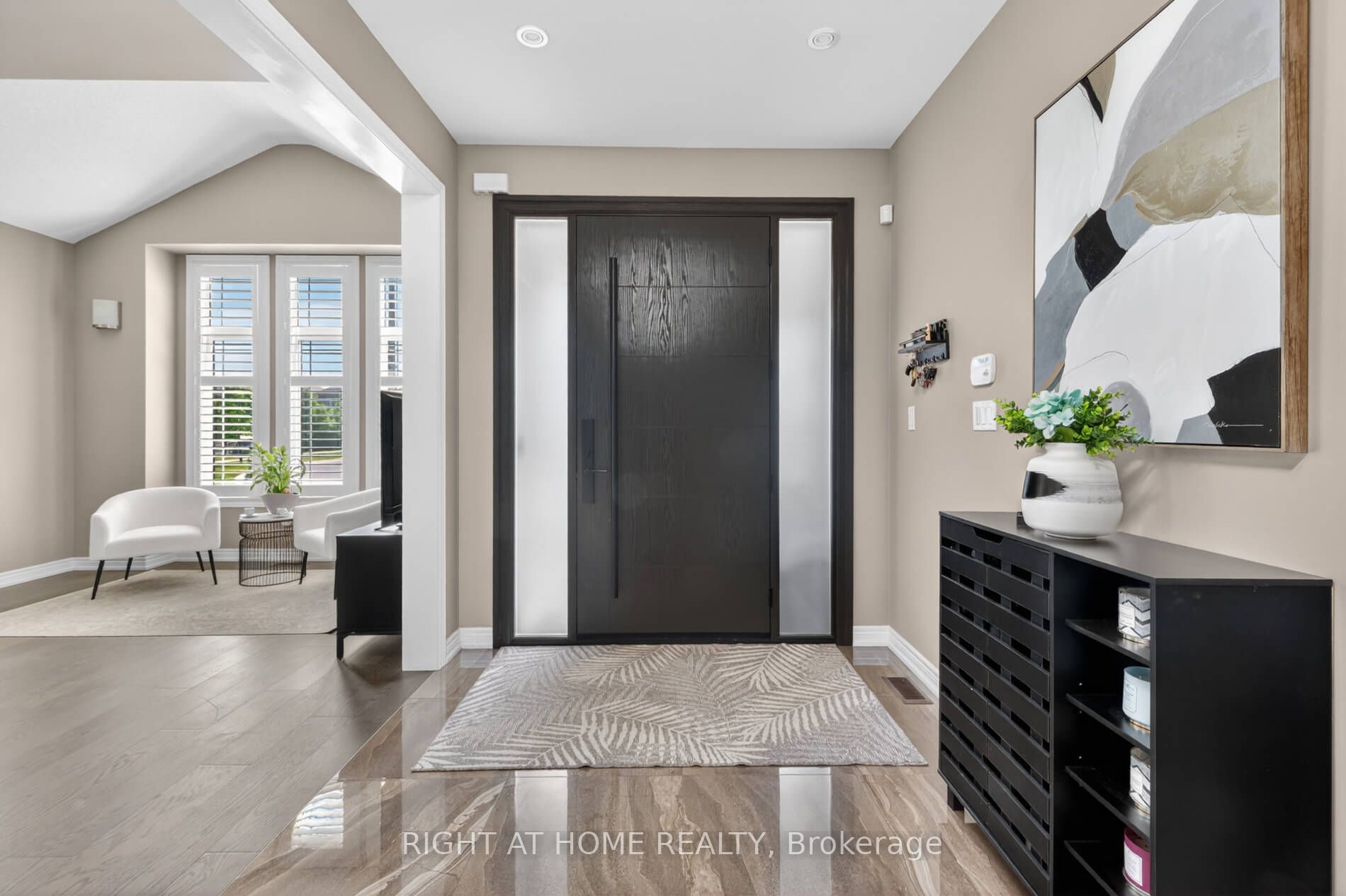 80 Sharpe Crescent, New Tecumseth, ON L0G 1W0 photo 3