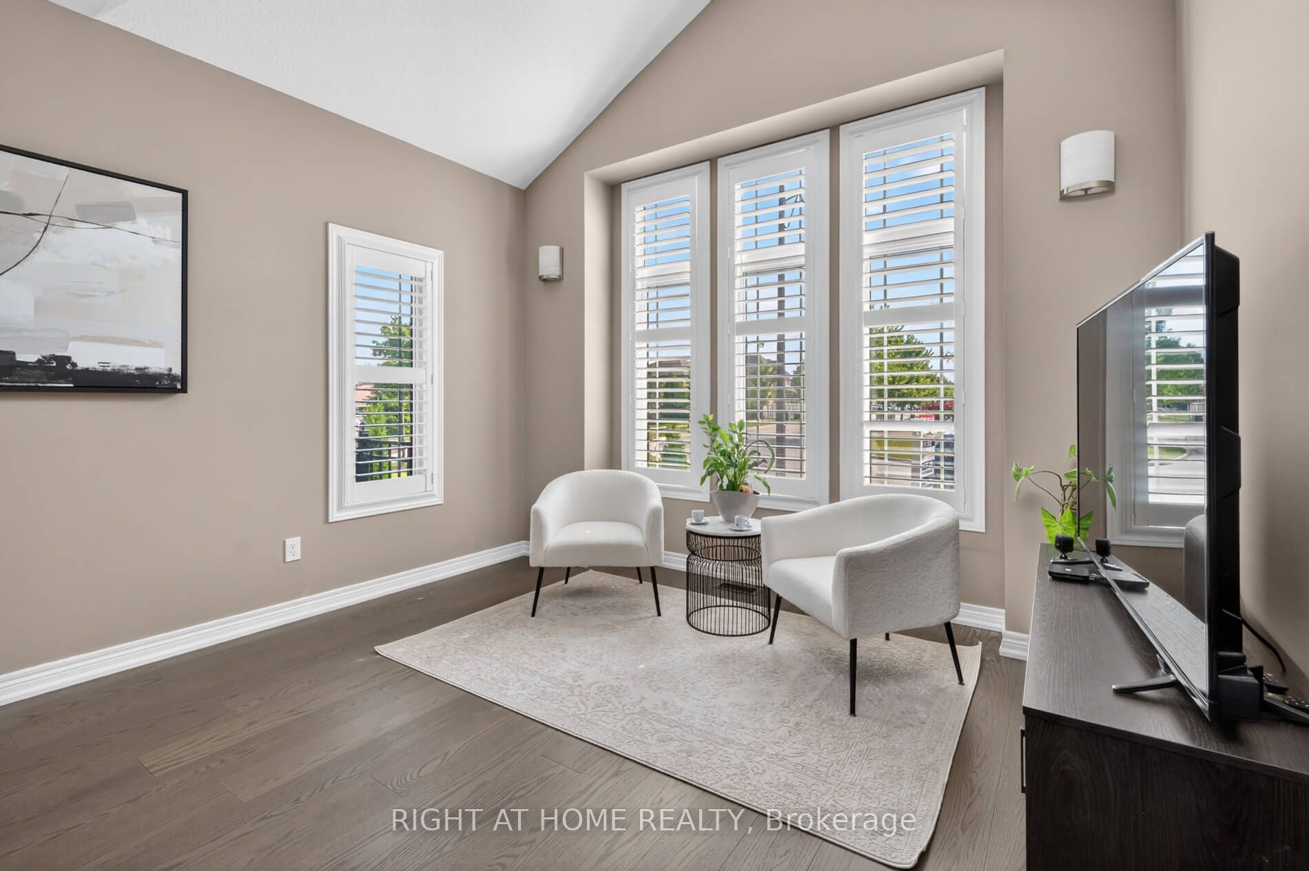 80 Sharpe Crescent, New Tecumseth, ON L0G 1W0 photo 4