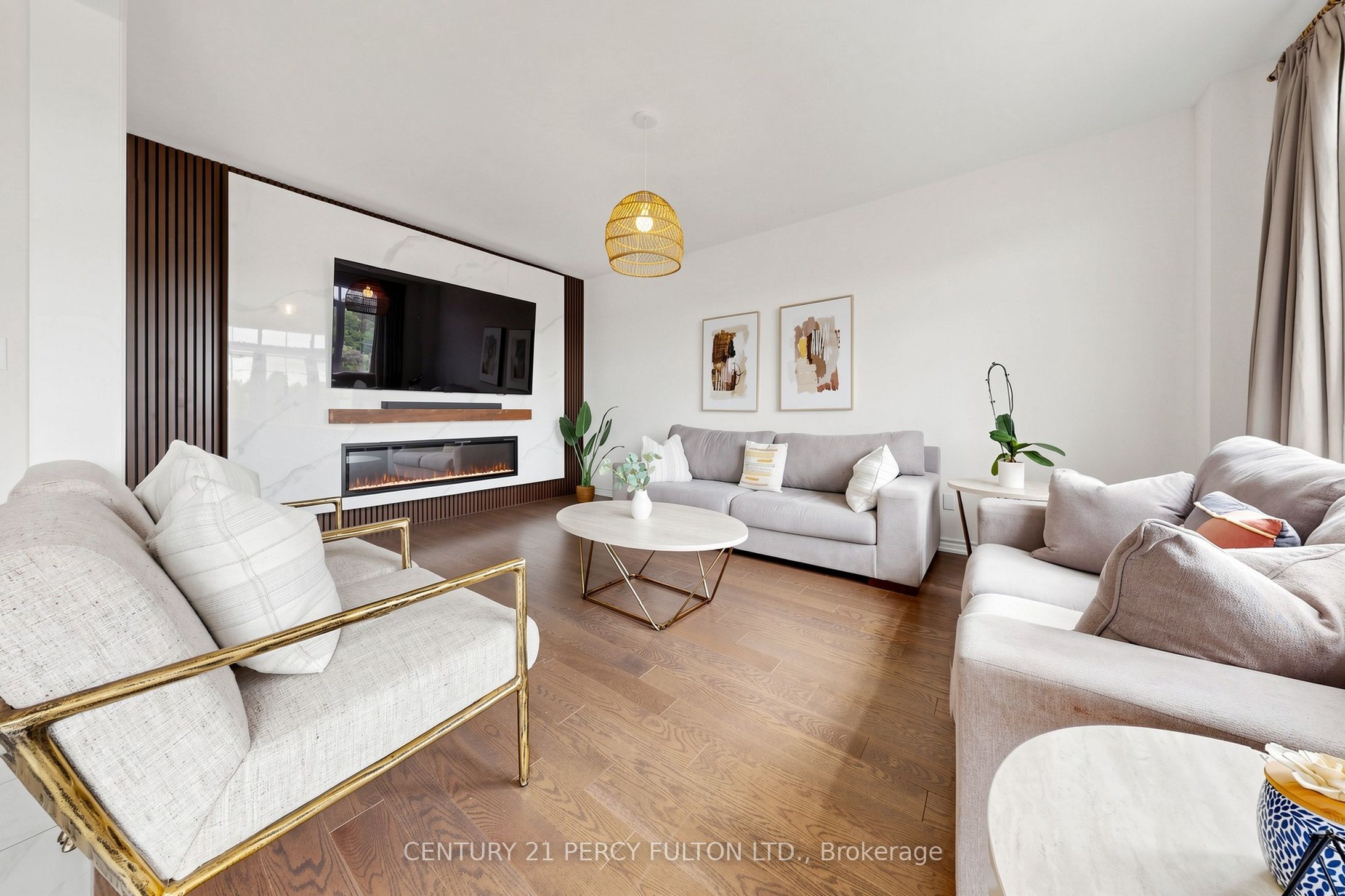166 Ferragine Crescent, Bradford West Gwillimbury, ON L3Z 4K1 photo 5