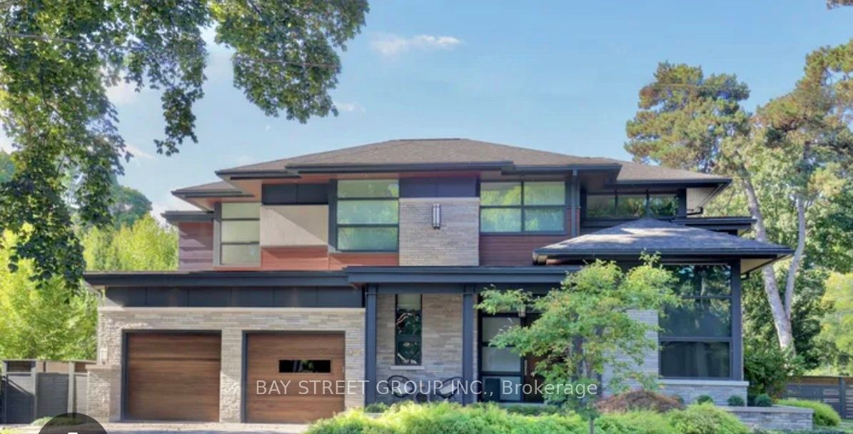 4 Sir Brandiles Place, Markham, ON L3P 2Z5
