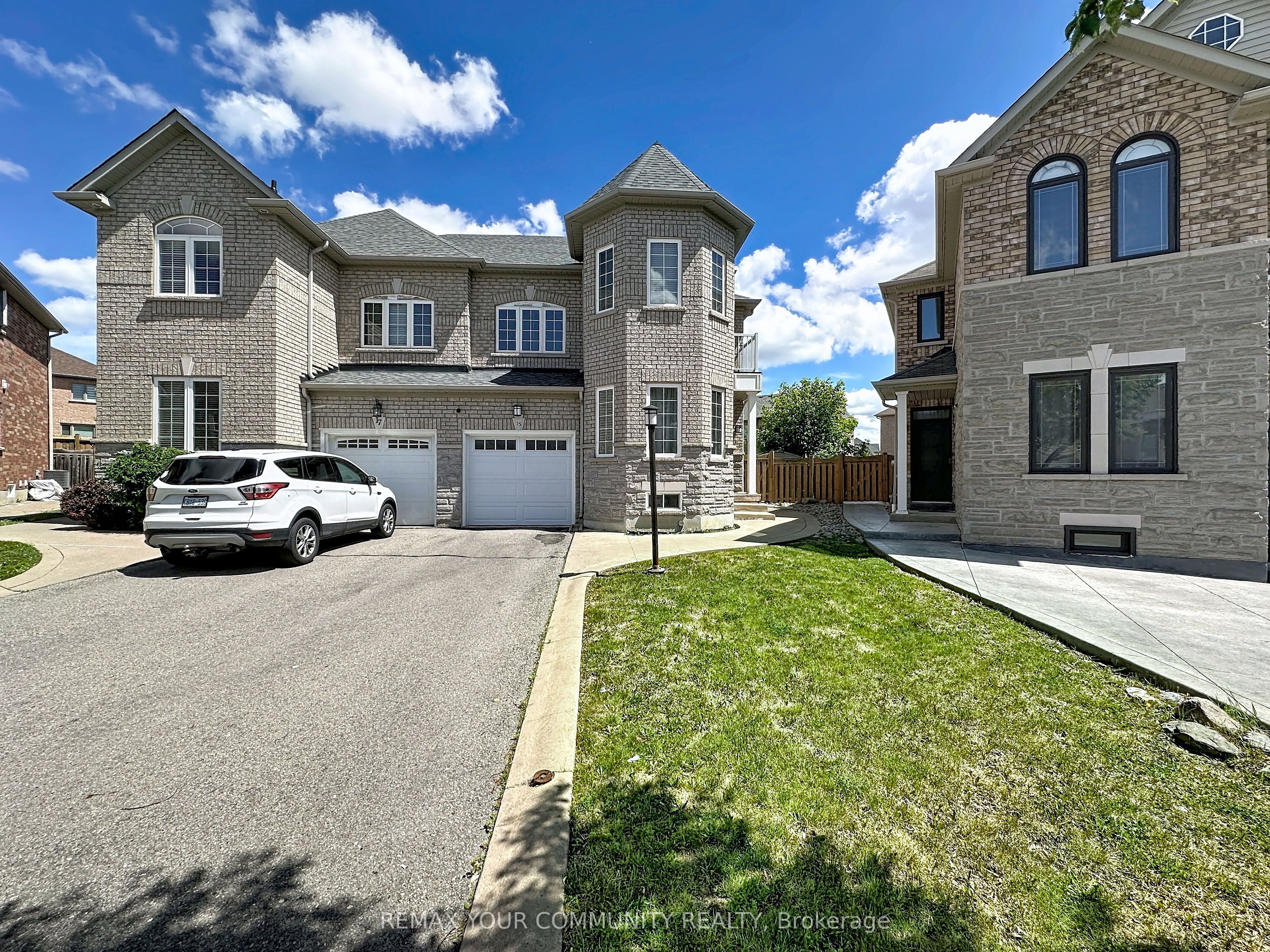 15 Bellefontaine Court, Vaughan, ON L6A 4A7 photo 5