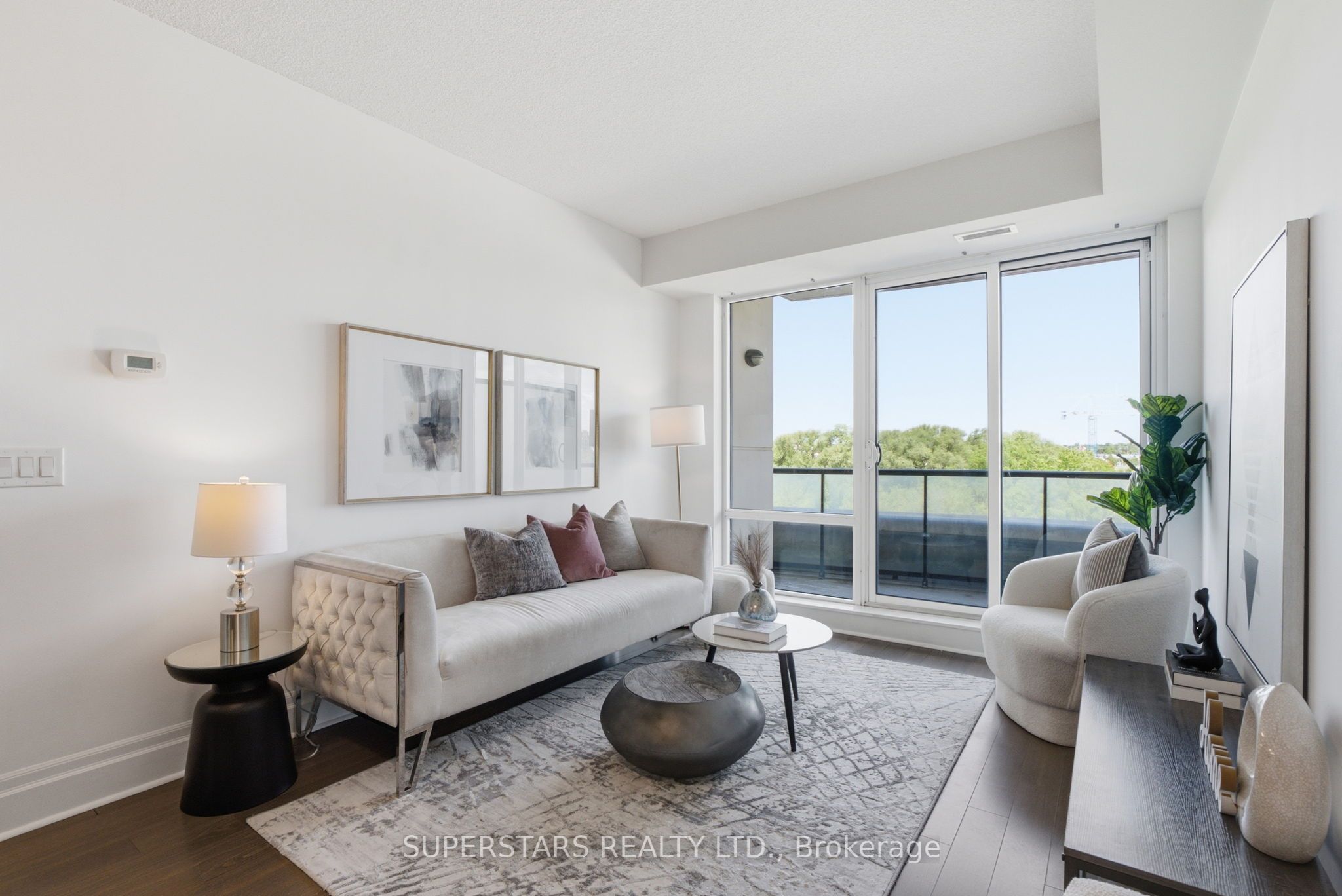 151 Upper Duke Crescent 305, Markham, ON L6G 0E1 photo 5