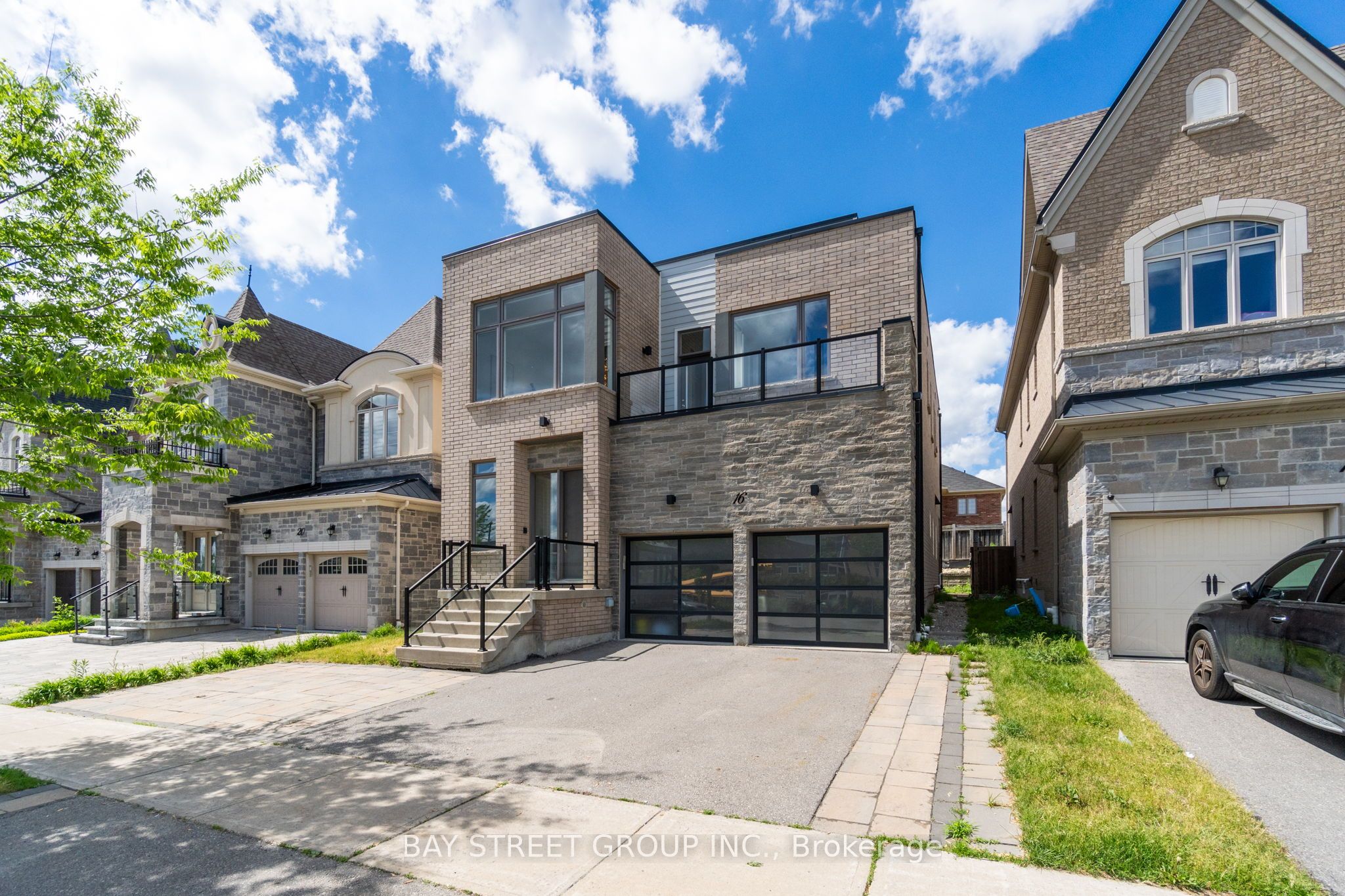 16 Farrell Road, Vaughan, ON L6A 4W7