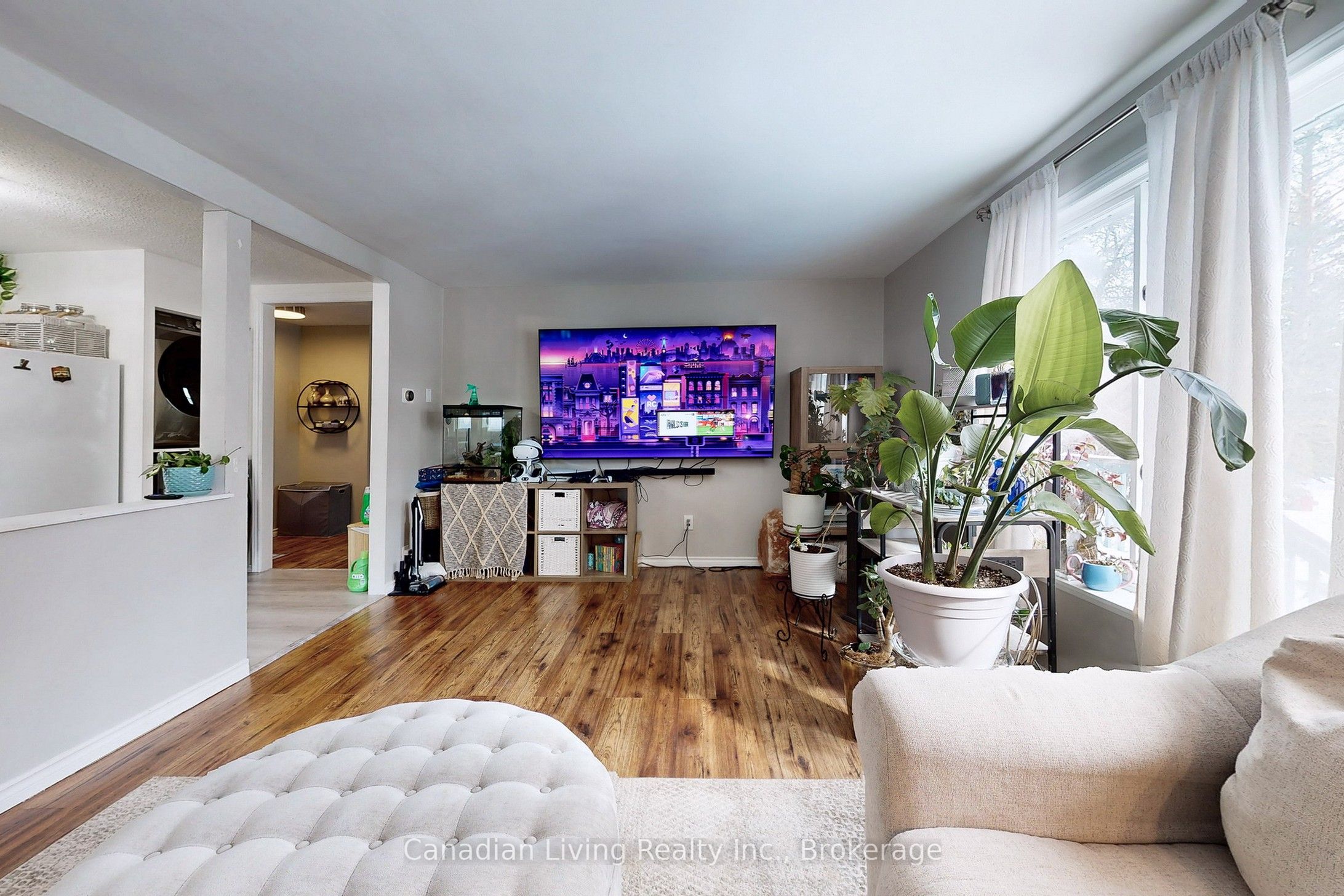 772 Happy Vale Drive, Innisfil, ON L9S 2E5 photo 2