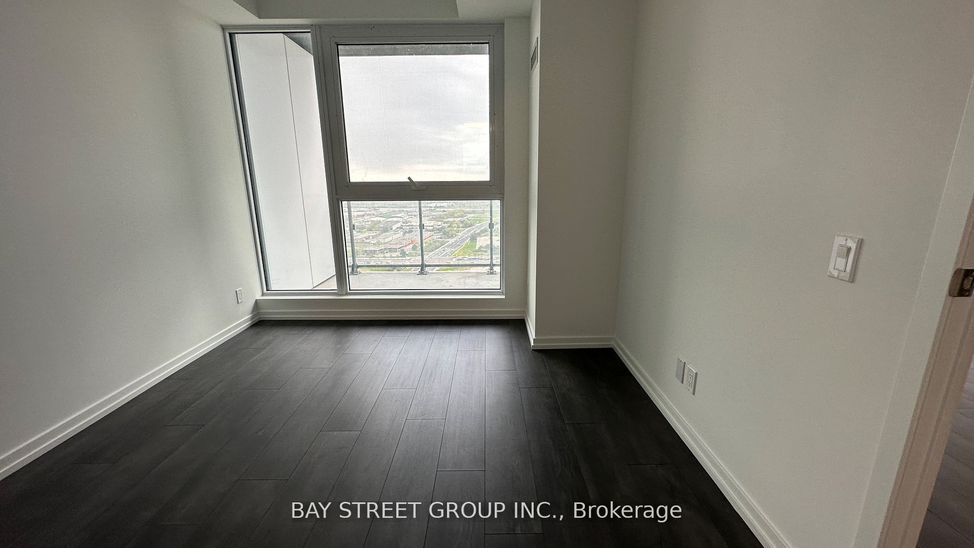 1000 Portage Parkway 3109, Vaughan, ON L4K 0L1 photo 4