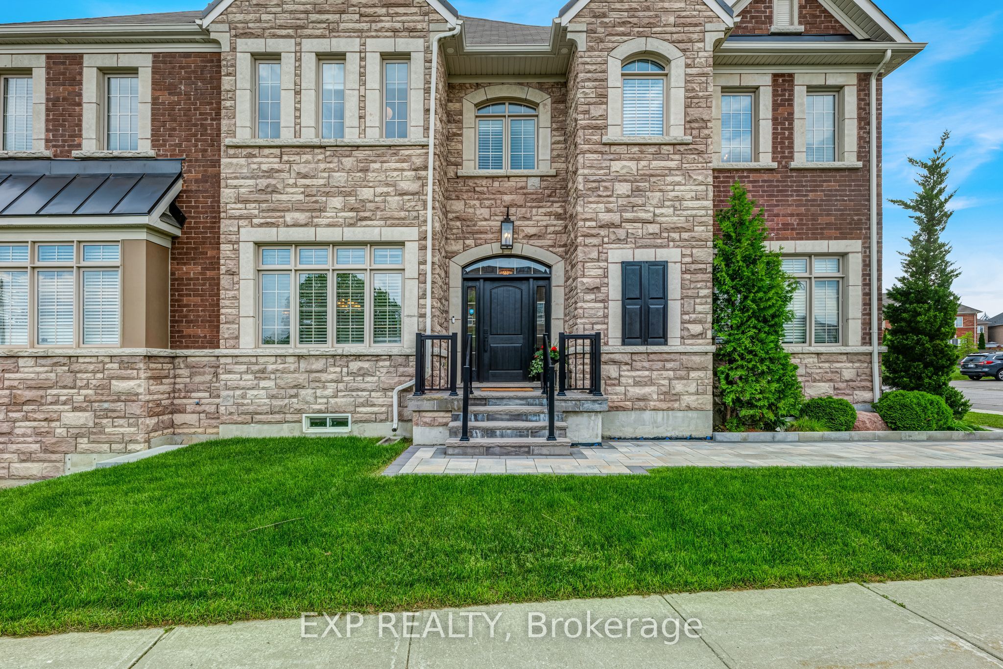 166 Baber Crescent, Aurora, ON L4G 0Y6 photo 4