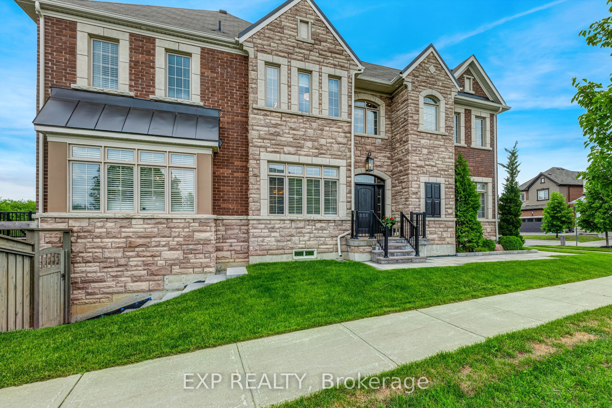 166 Baber Crescent, Aurora, ON L4G 0Y6 photo 5
