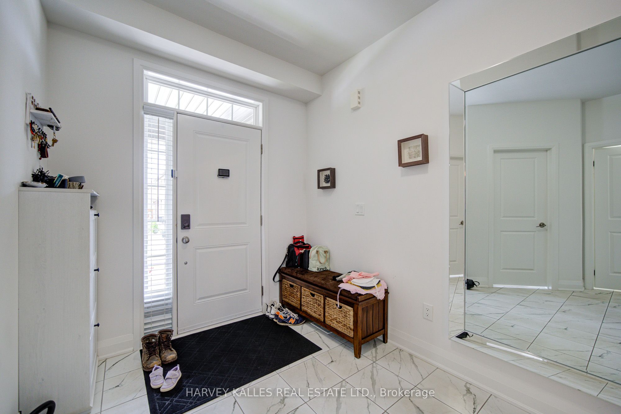 33 Concert Hill Way, East Gwillimbury, ON L9N 0W9 photo 3